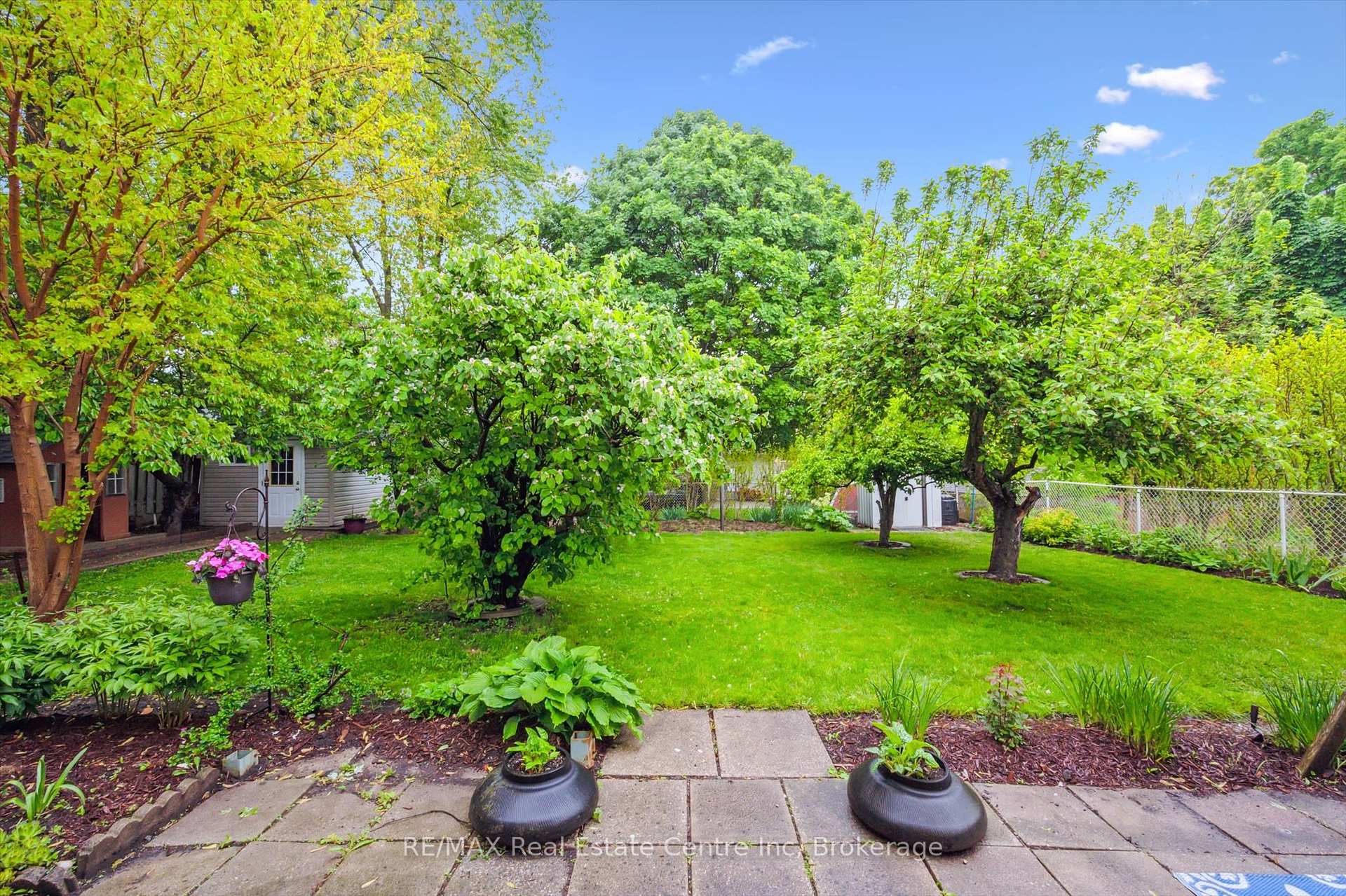 Photo 25 of 374 Fischer Hallman Road, Kitchener — HOMEH