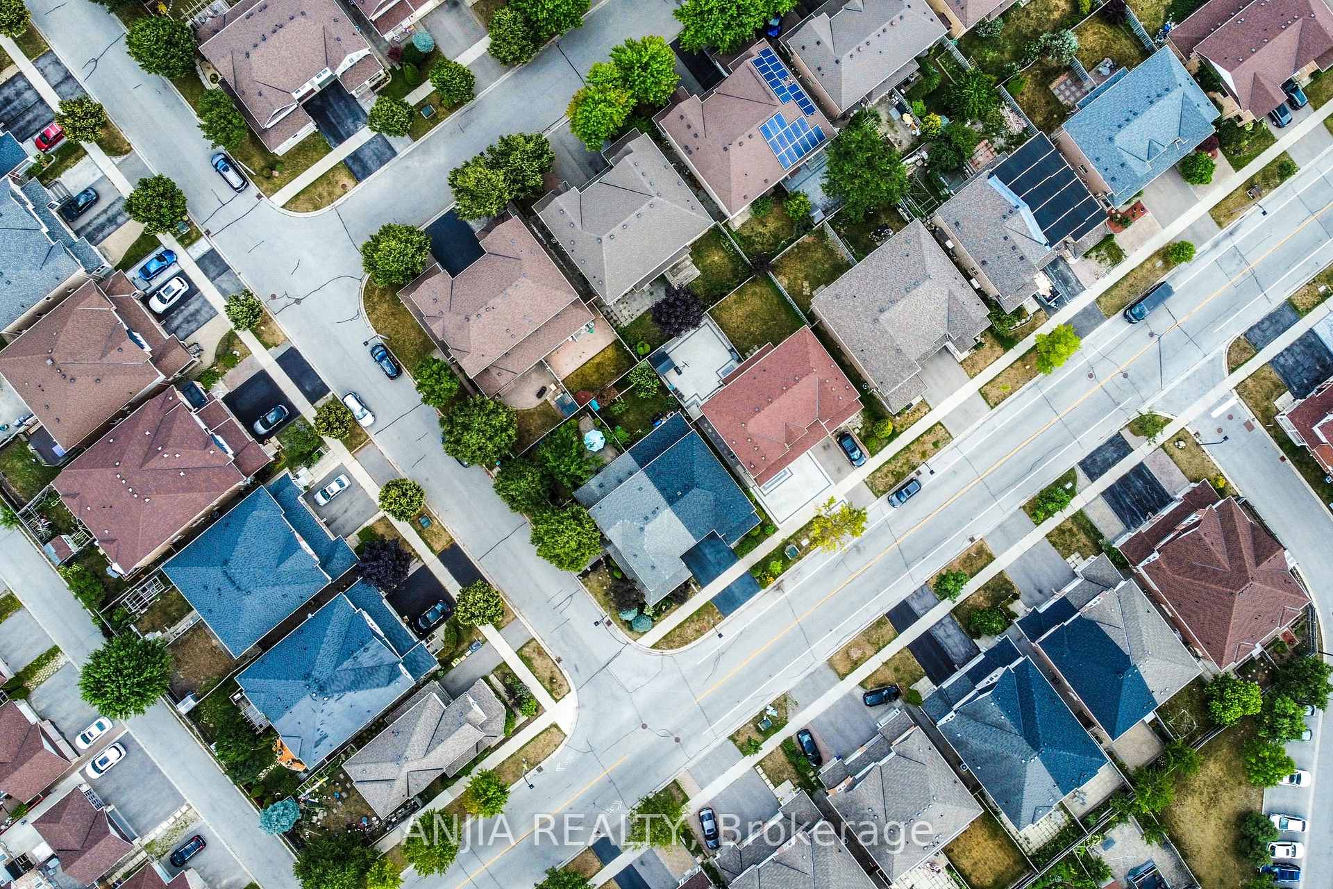 Photo 6 of 187 Roy Rainey Avenue, Markham, Wismer — HOMEH