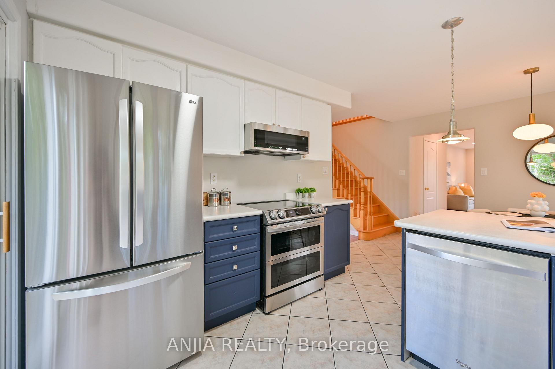 Photo 19 of 187 Roy Rainey Avenue, Markham, Wismer — HOMEH