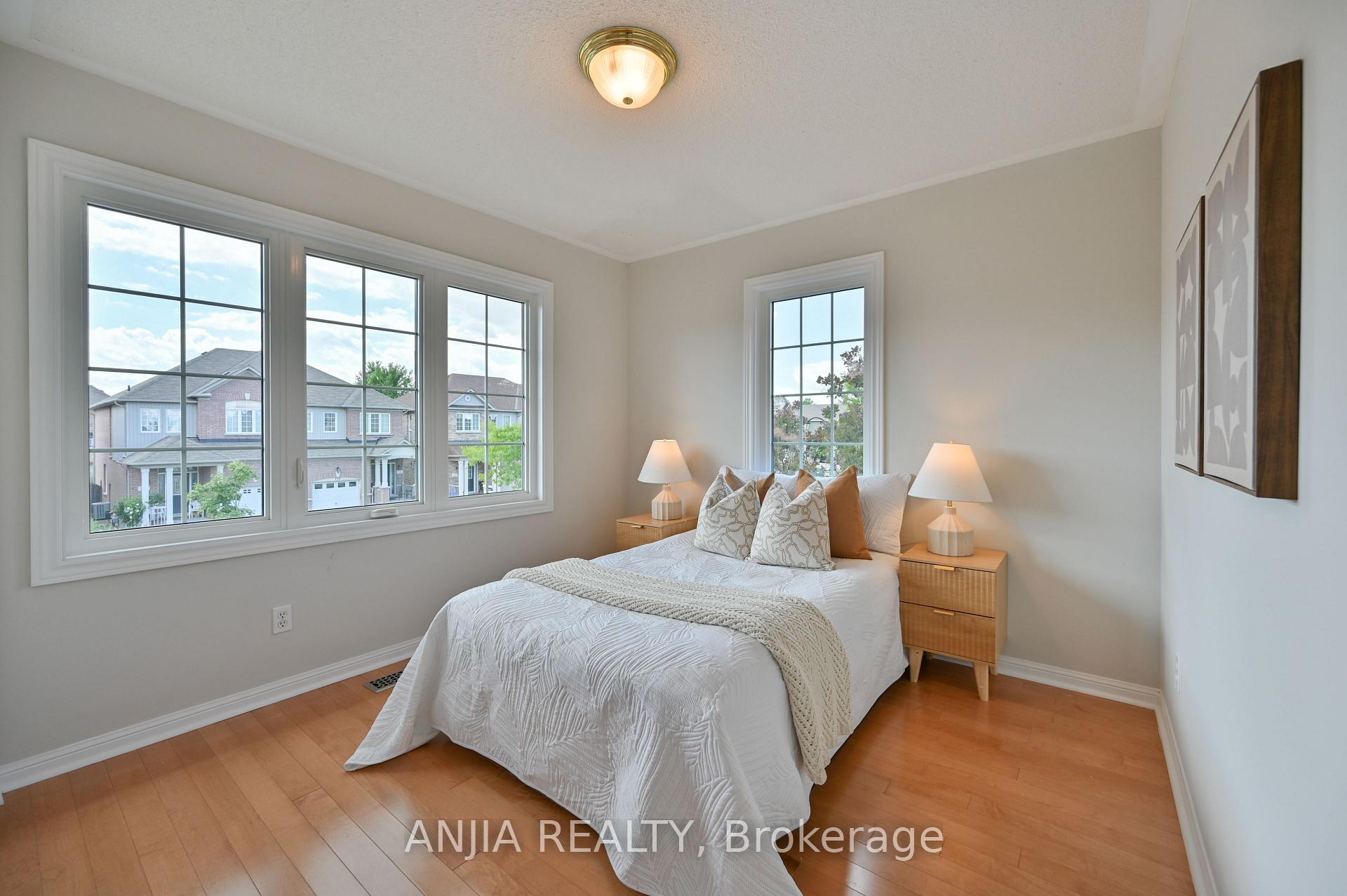 Photo 36 of 187 Roy Rainey Avenue, Markham, Wismer — HOMEH