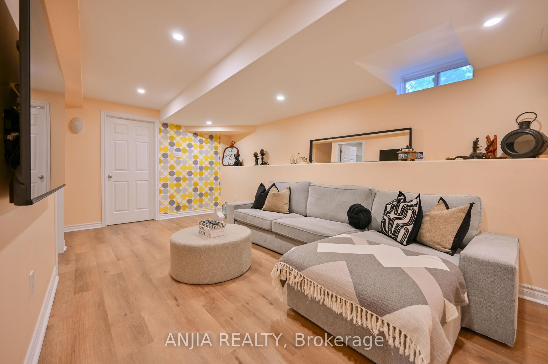 Photo 41 of 187 Roy Rainey Avenue, Markham, Wismer — HOMEH
