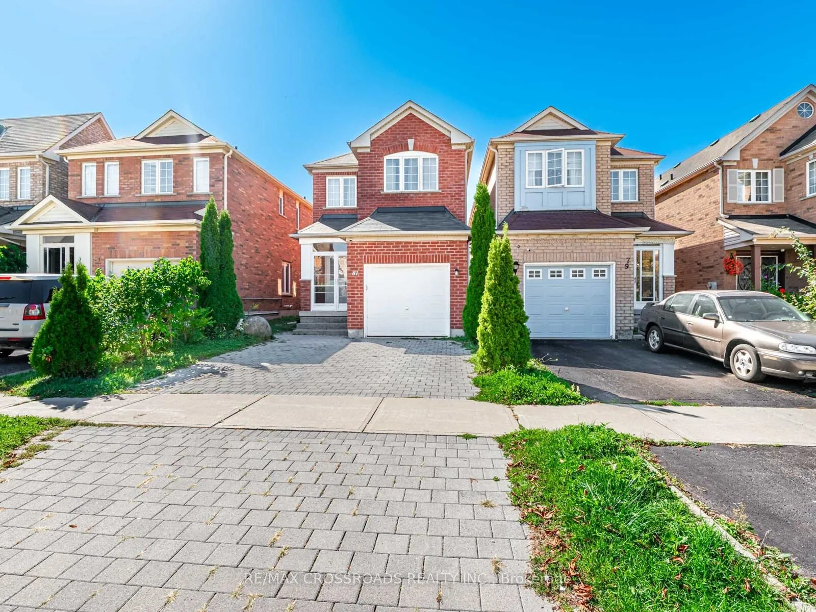 Photo 2 of 81 Lahore Crescent, Markham, Cedarwood — HOMEH