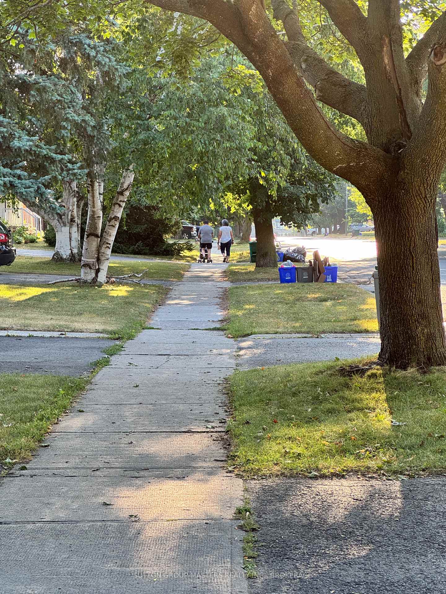 Photo 2 of 79 Inverness Crescent, Kingston, West of Sir John A. Blvd — HOMEH
