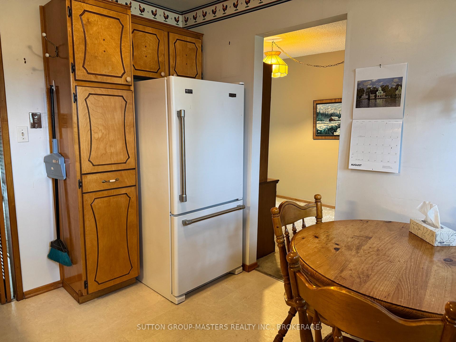 Photo 14 of 79 Inverness Crescent, Kingston, West of Sir John A. Blvd — HOMEH