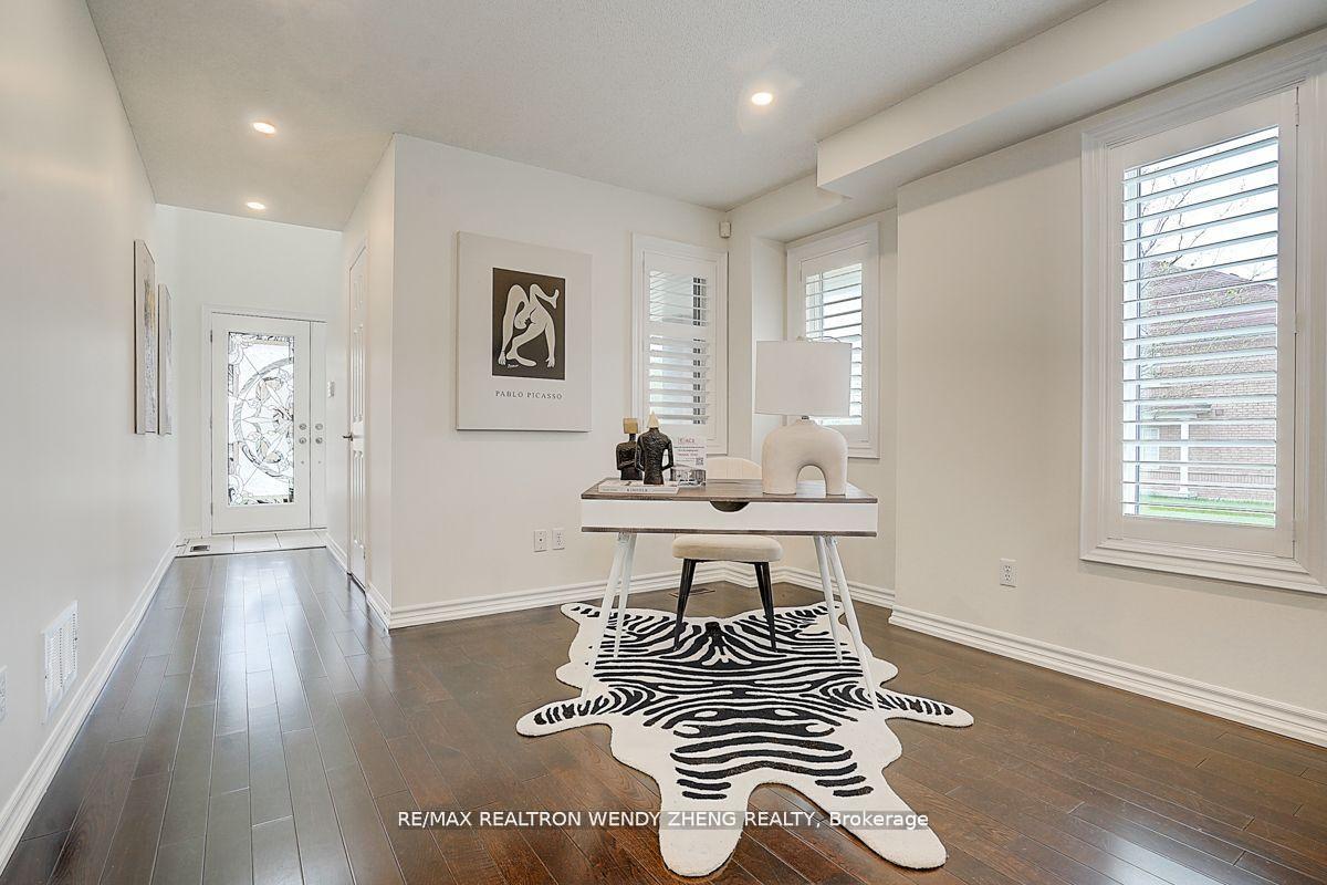 Photo 7 of 46 Ian Baron Avenue, Markham, Village Green-South Unionville — HOMEH