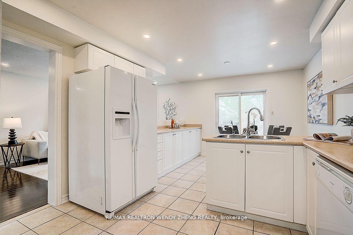 Photo 19 of 46 Ian Baron Avenue, Markham, Village Green-South Unionville — HOMEH