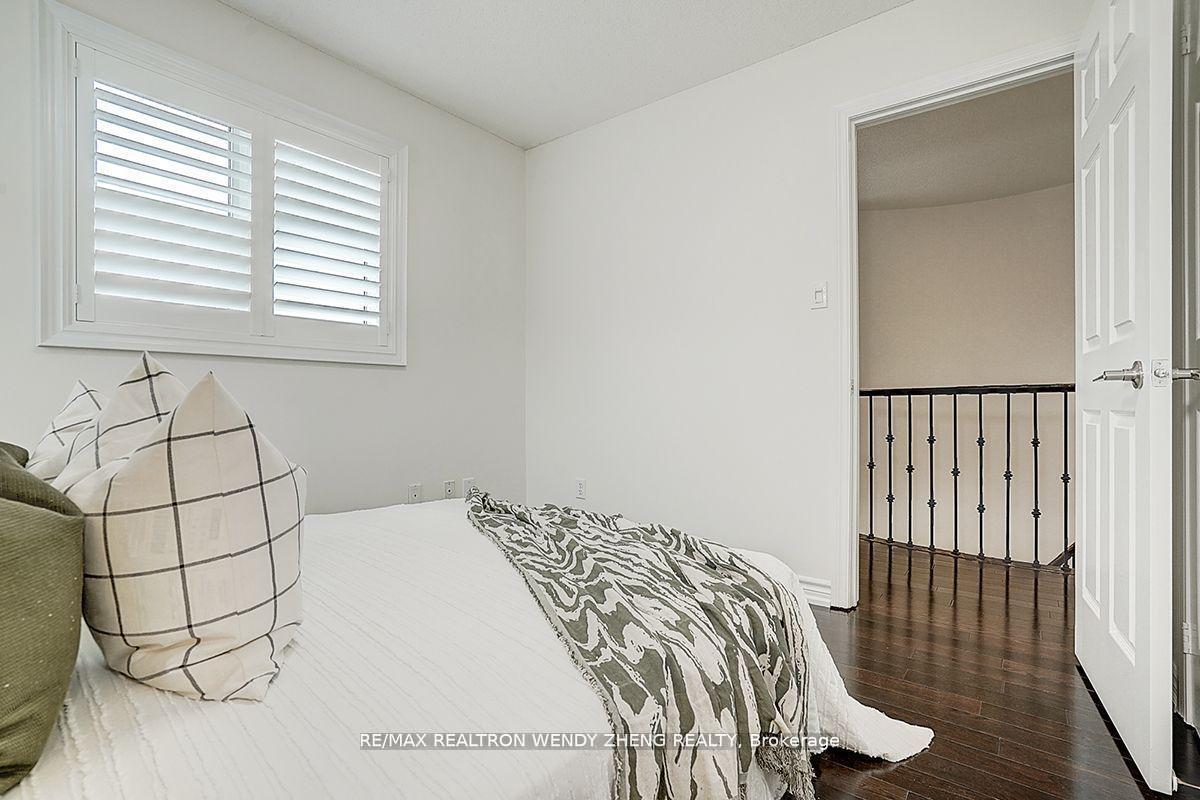 Photo 34 of 46 Ian Baron Avenue, Markham, Village Green-South Unionville — HOMEH