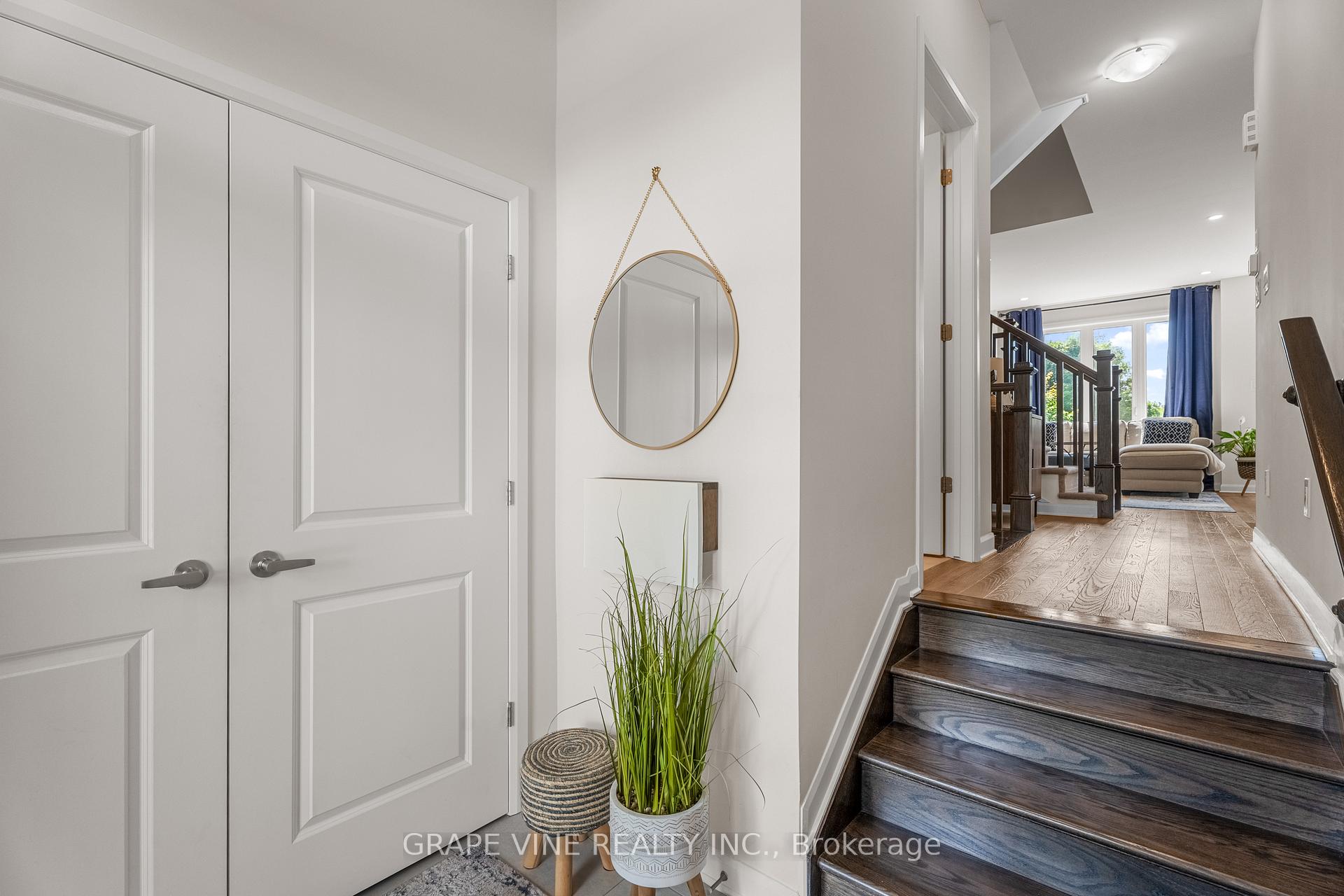 Photo 8 of 148 Attwell Private, Ottawa, Kanata - Morgan's Grant/South March — HOMEH