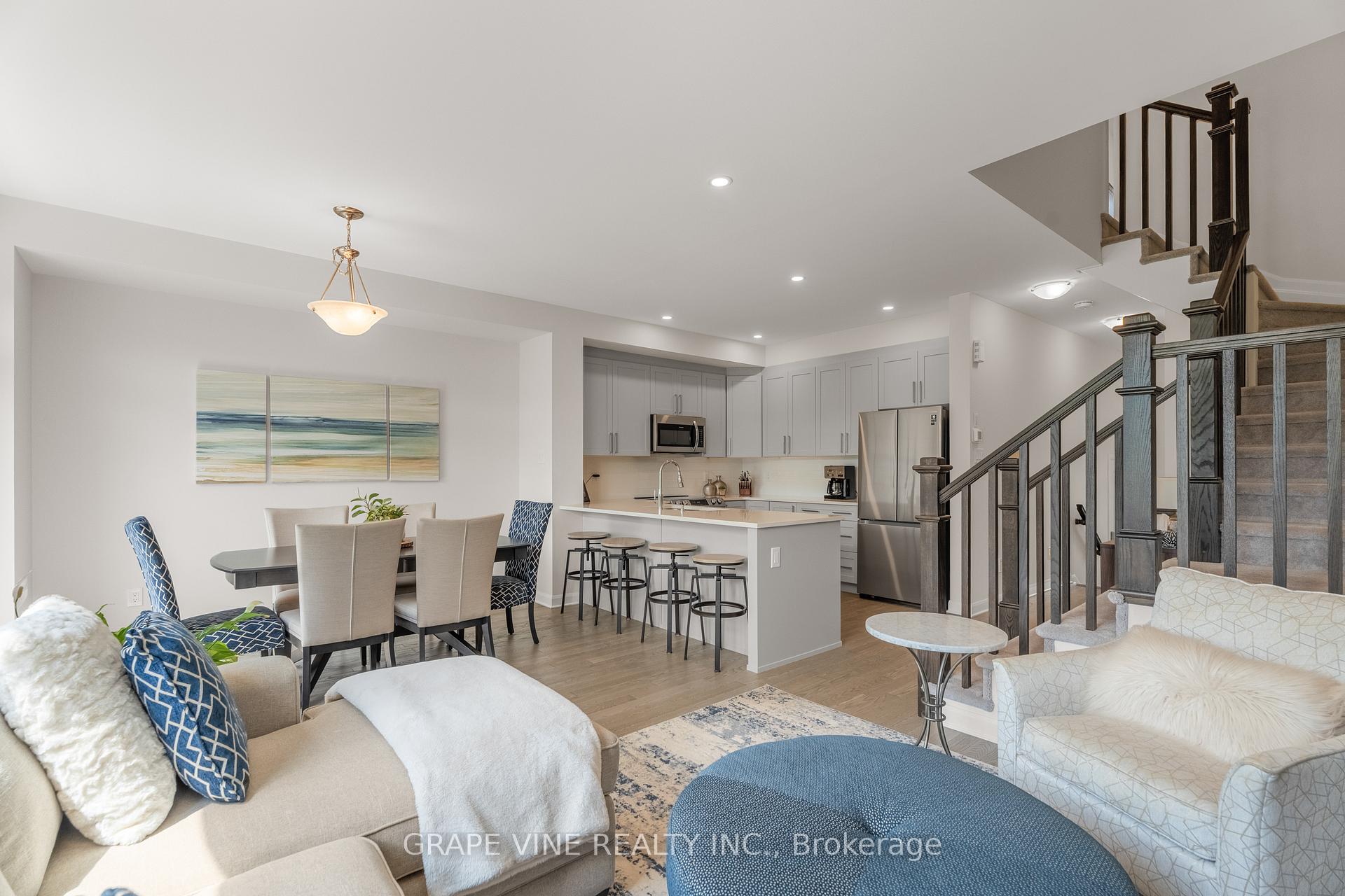 Photo 18 of 148 Attwell Private, Ottawa, Kanata - Morgan's Grant/South March — HOMEH