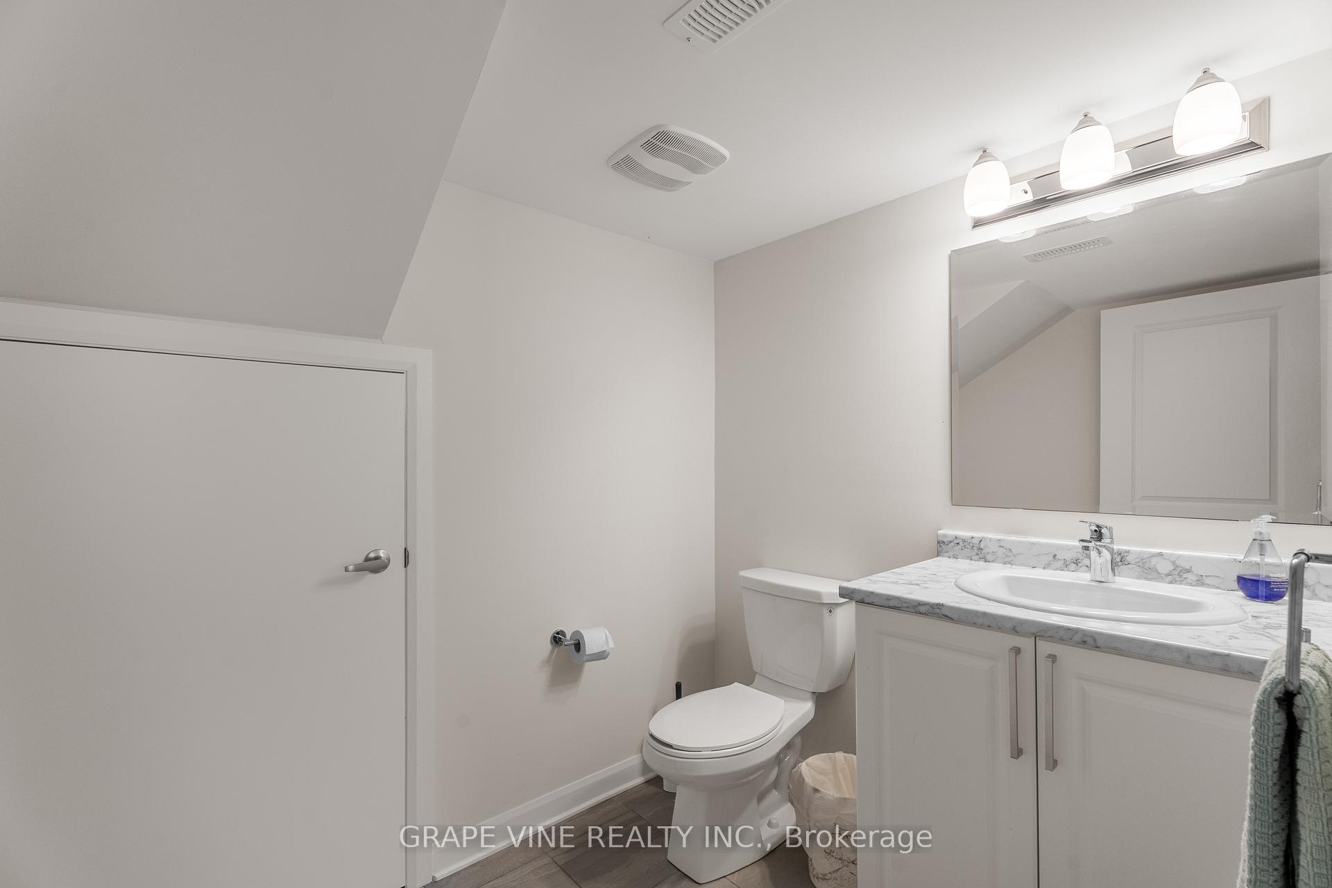Photo 31 of 148 Attwell Private, Ottawa, Kanata - Morgan's Grant/South March — HOMEH