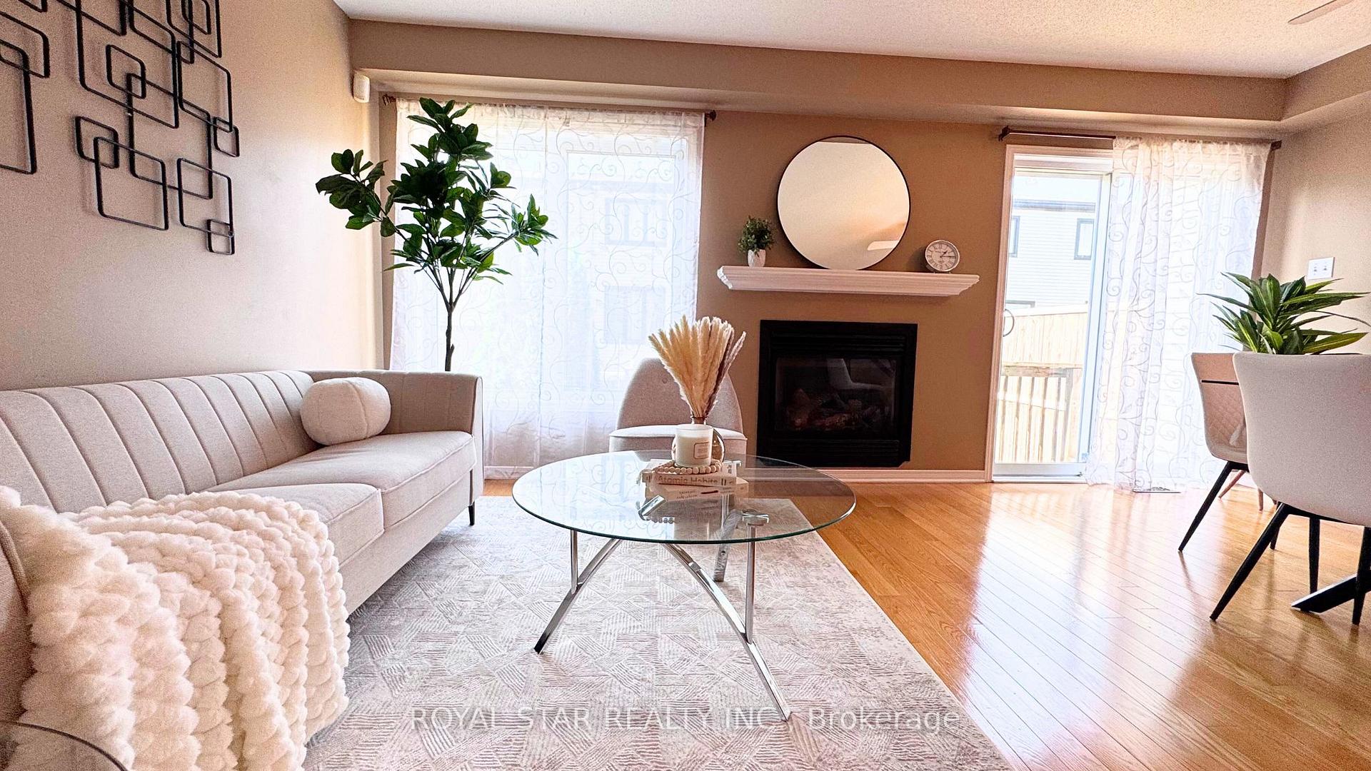 Photo 8 of 204 Catamount Court, Ottawa, Kanata - Emerald Meadows/Trailwest — HOMEH