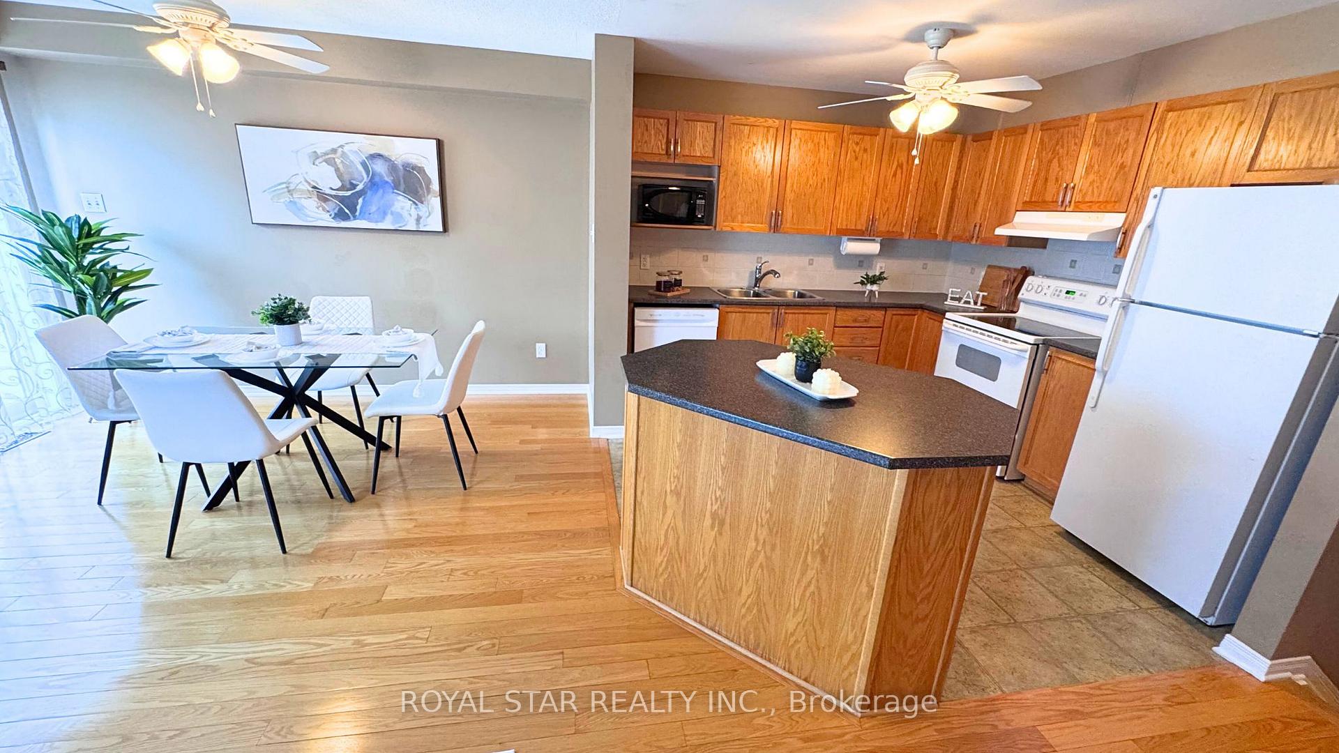 Photo 10 of 204 Catamount Court, Ottawa, Kanata - Emerald Meadows/Trailwest — HOMEH