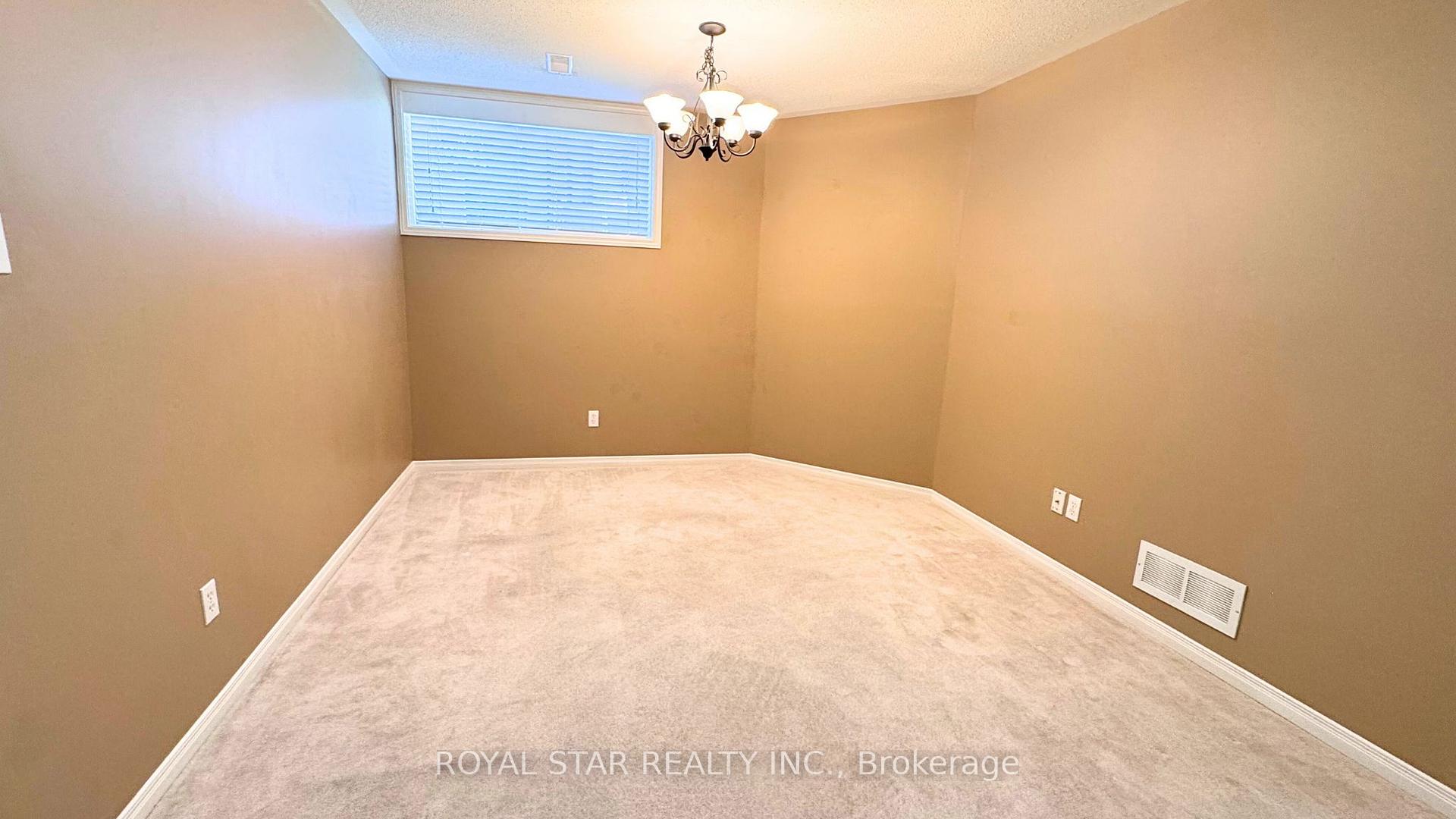 Photo 26 of 204 Catamount Court, Ottawa, Kanata - Emerald Meadows/Trailwest — HOMEH