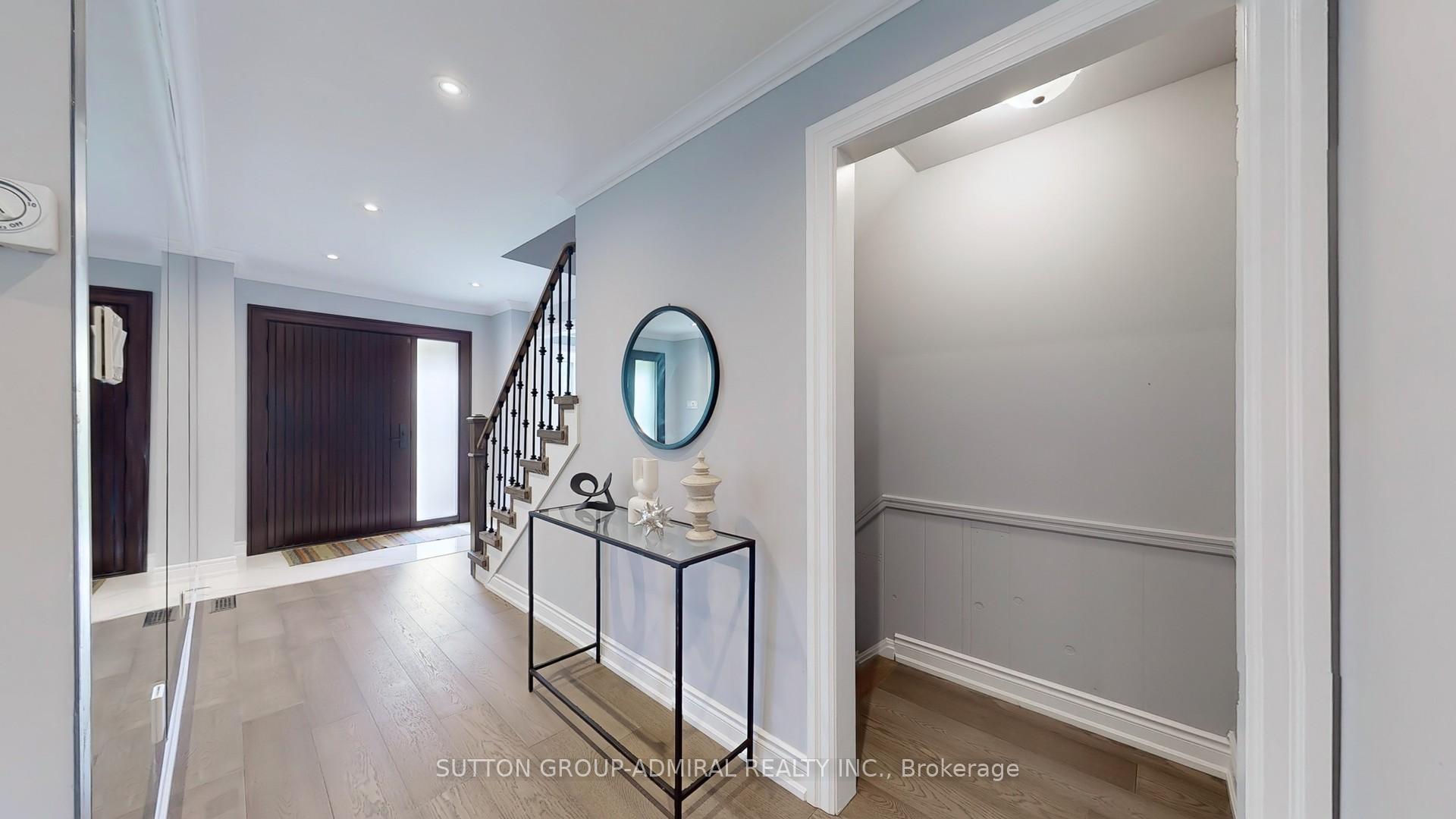 Photo 8 of 14 Thorny Brae Drive, Markham, Royal Orchard — HOMEH