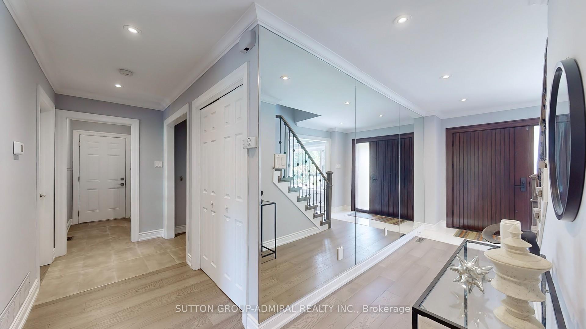 Photo 9 of 14 Thorny Brae Drive, Markham, Royal Orchard — HOMEH