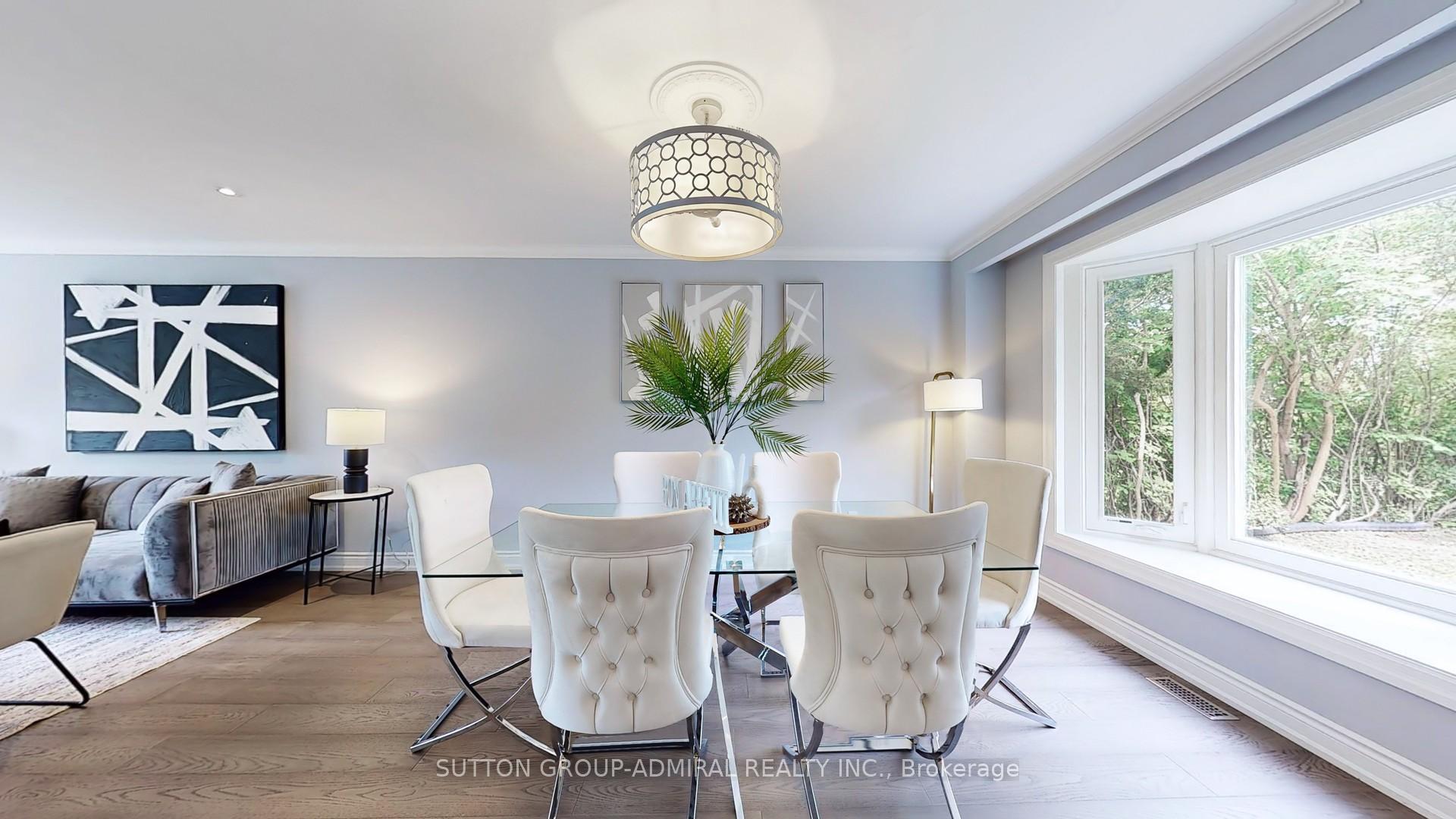 Photo 15 of 14 Thorny Brae Drive, Markham, Royal Orchard — HOMEH