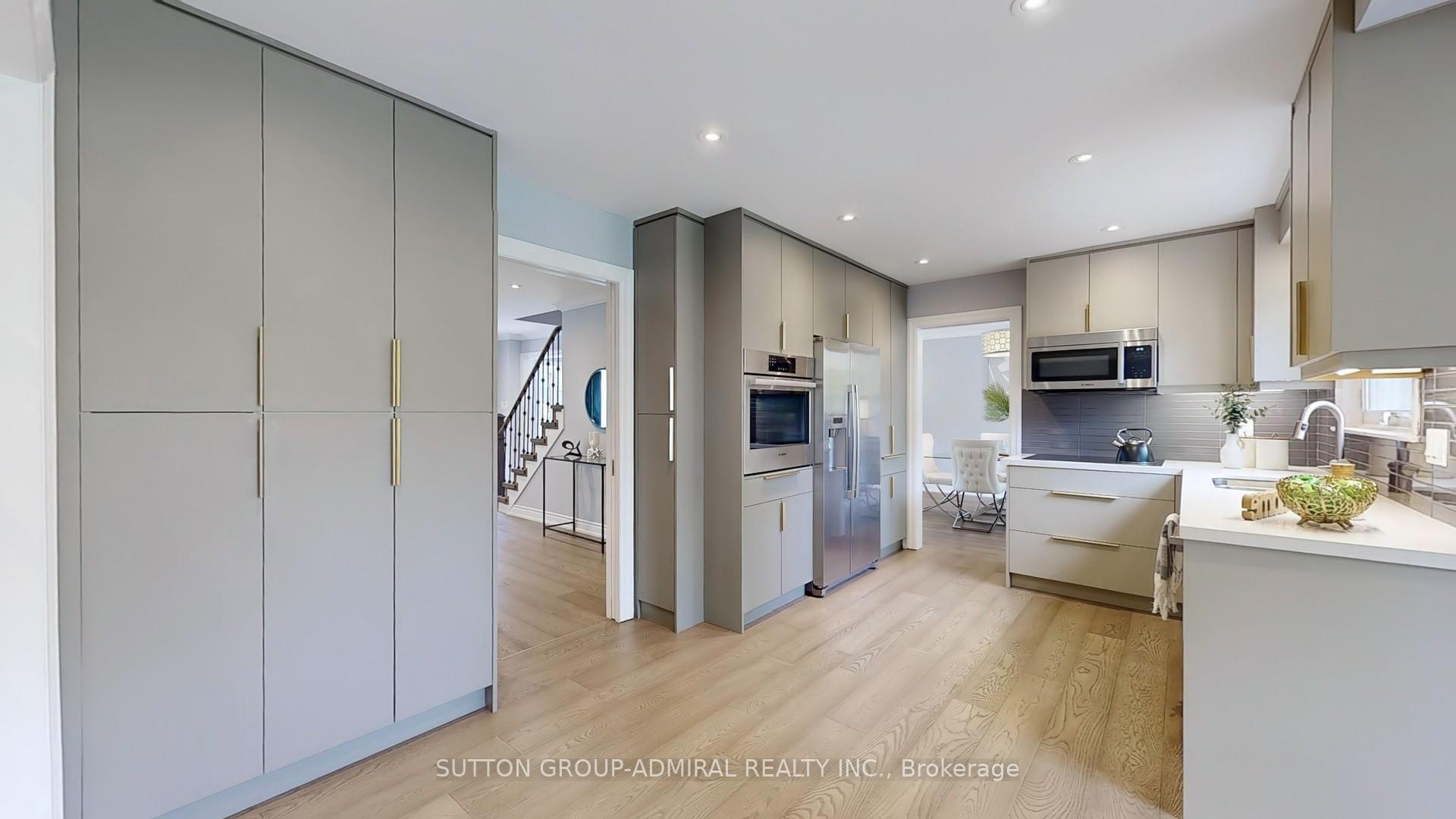 Photo 18 of 14 Thorny Brae Drive, Markham, Royal Orchard — HOMEH