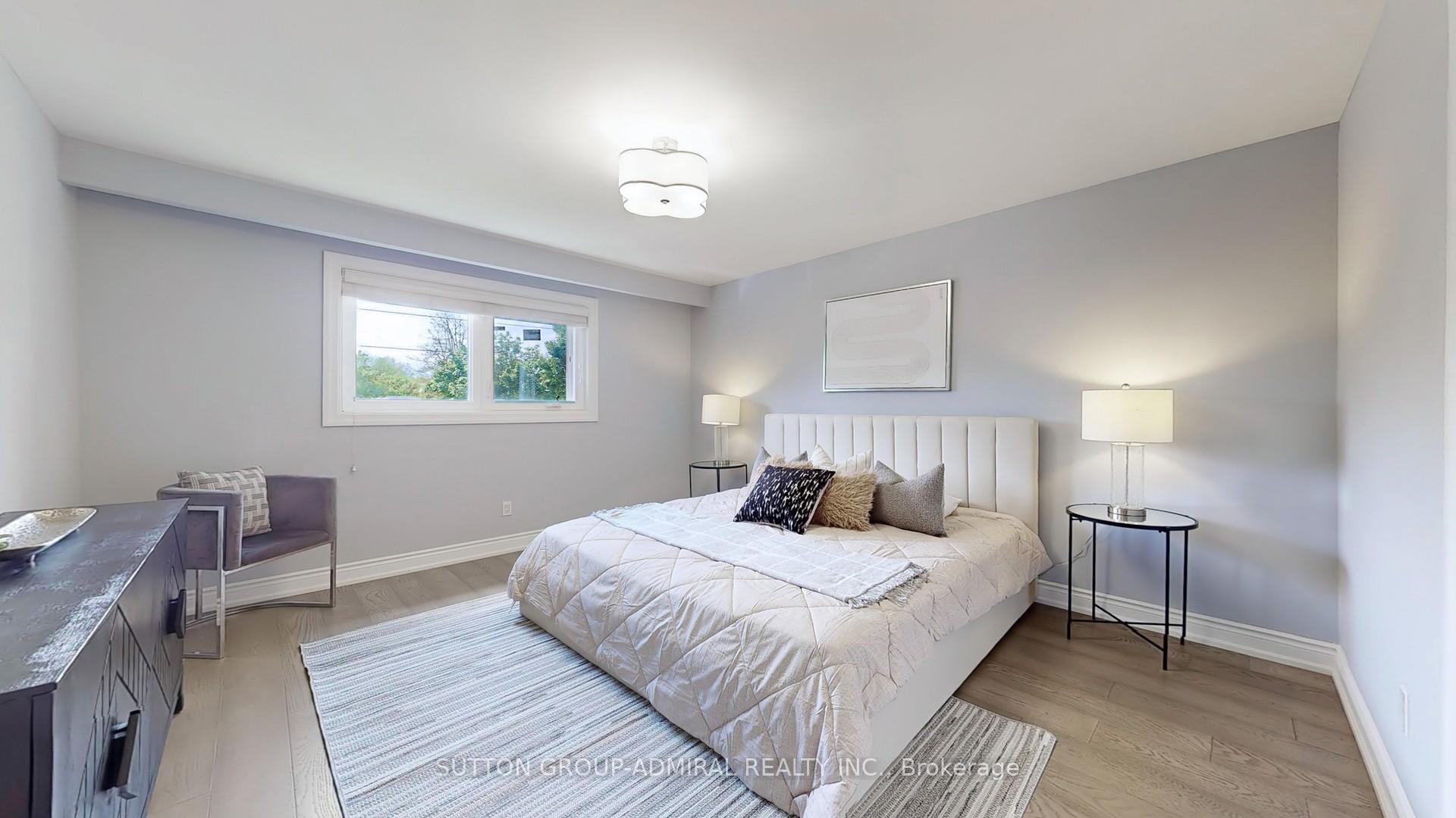 Photo 33 of 14 Thorny Brae Drive, Markham, Royal Orchard — HOMEH