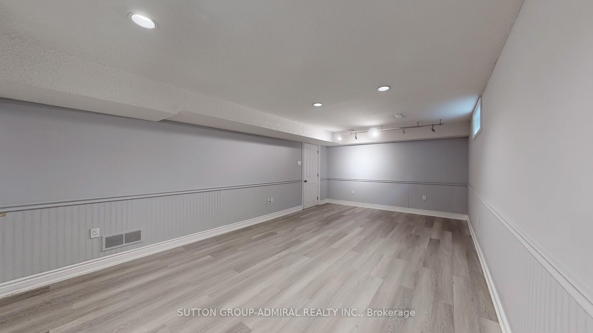 Photo 46 of 14 Thorny Brae Drive, Markham, Royal Orchard — HOMEH