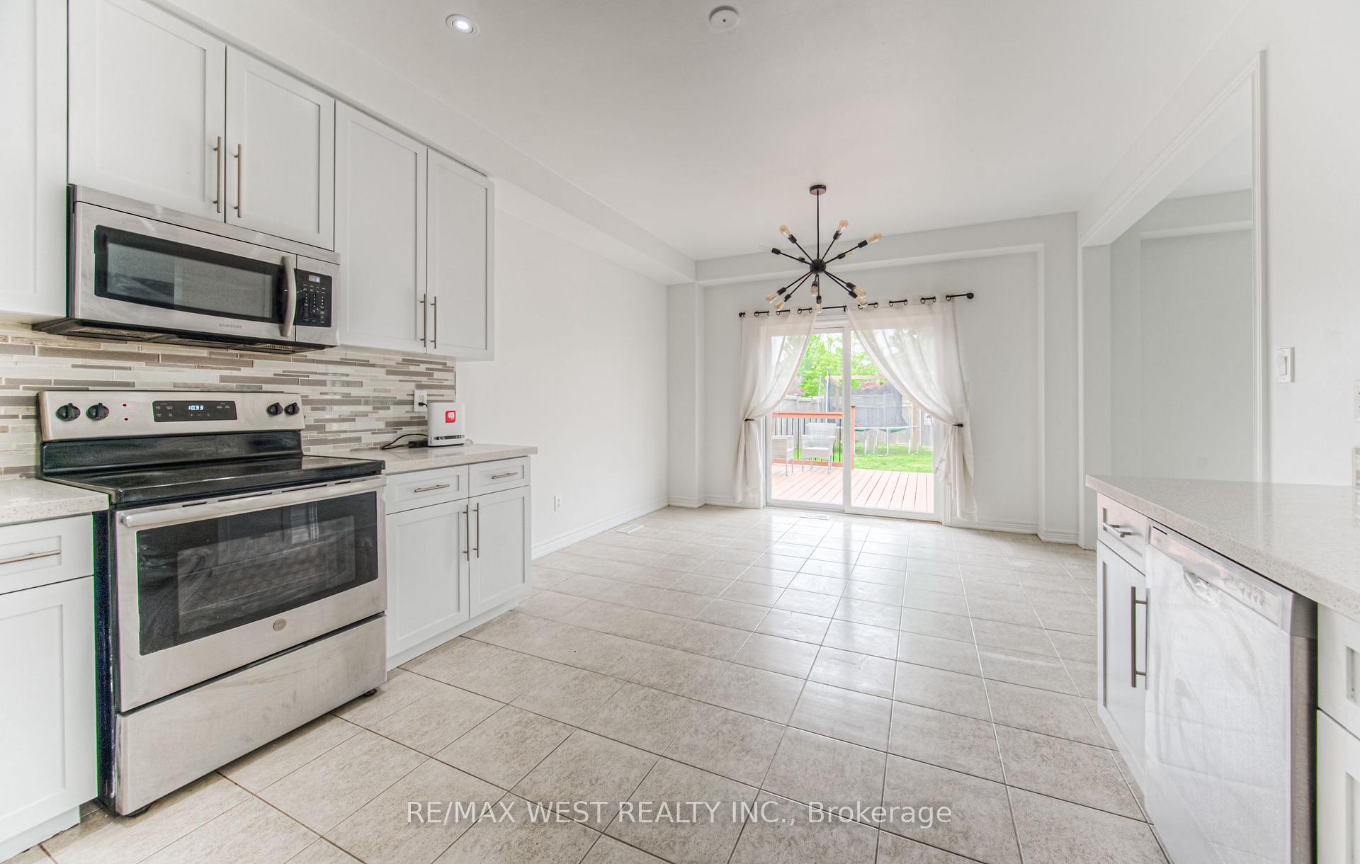 Photo 13 of 57 Creek Ridge Street, Kitchener, Doon South — HOMEH
