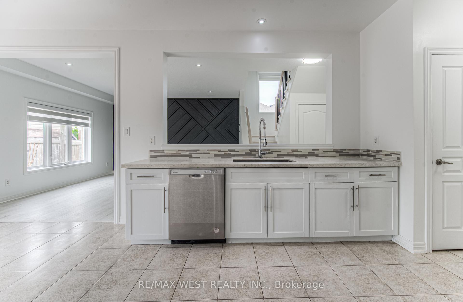 Photo 21 of 57 Creek Ridge Street, Kitchener, Doon South — HOMEH