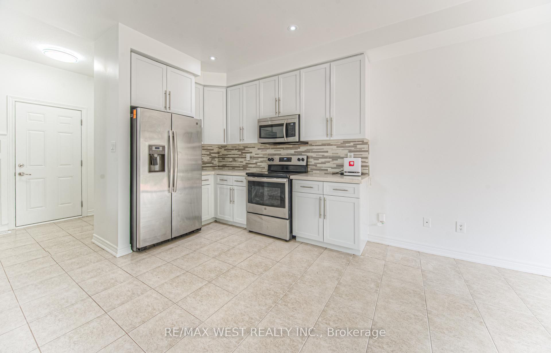 Photo 22 of 57 Creek Ridge Street, Kitchener, Doon South — HOMEH