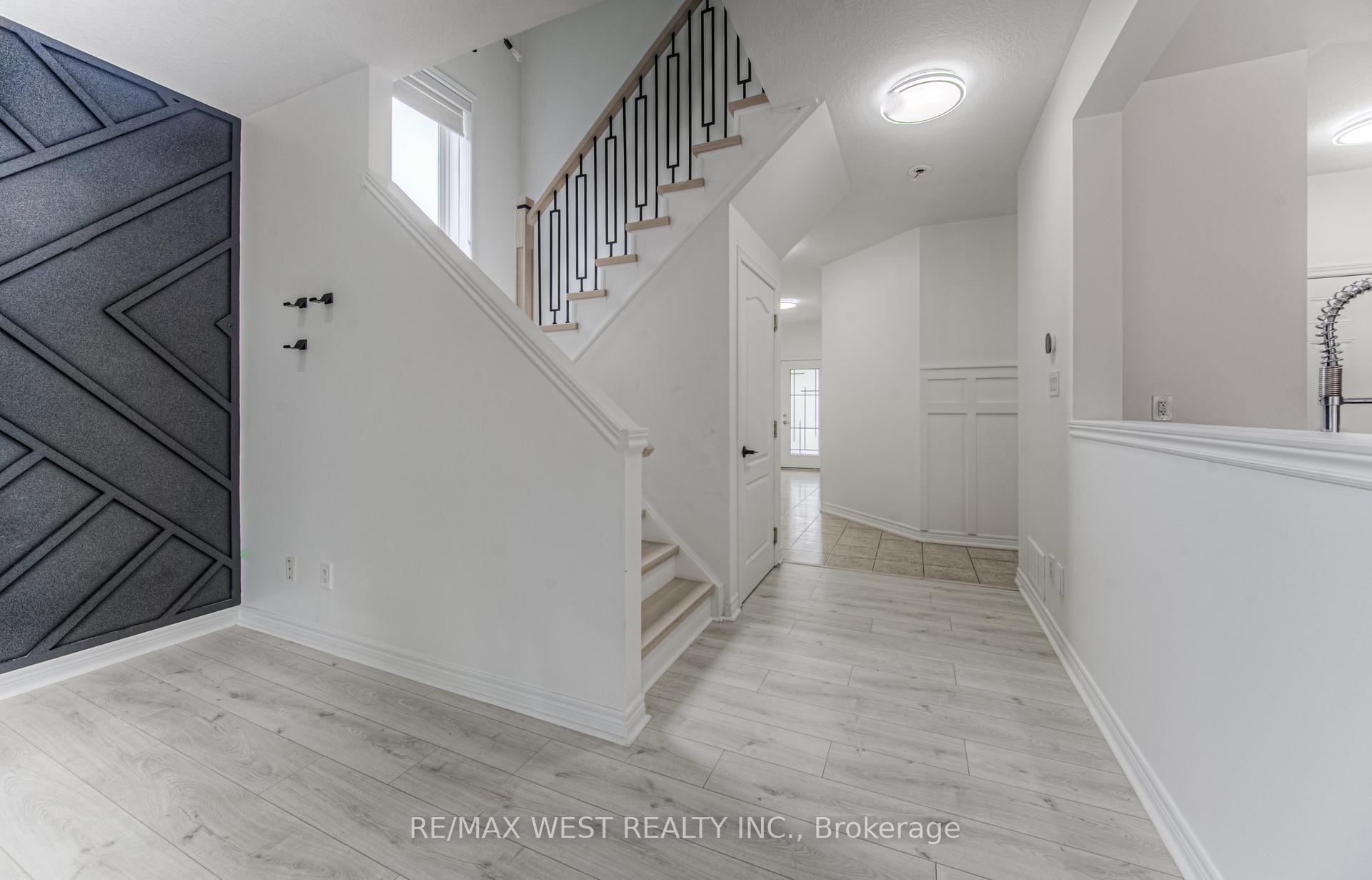 Photo 24 of 57 Creek Ridge Street, Kitchener, Doon South — HOMEH