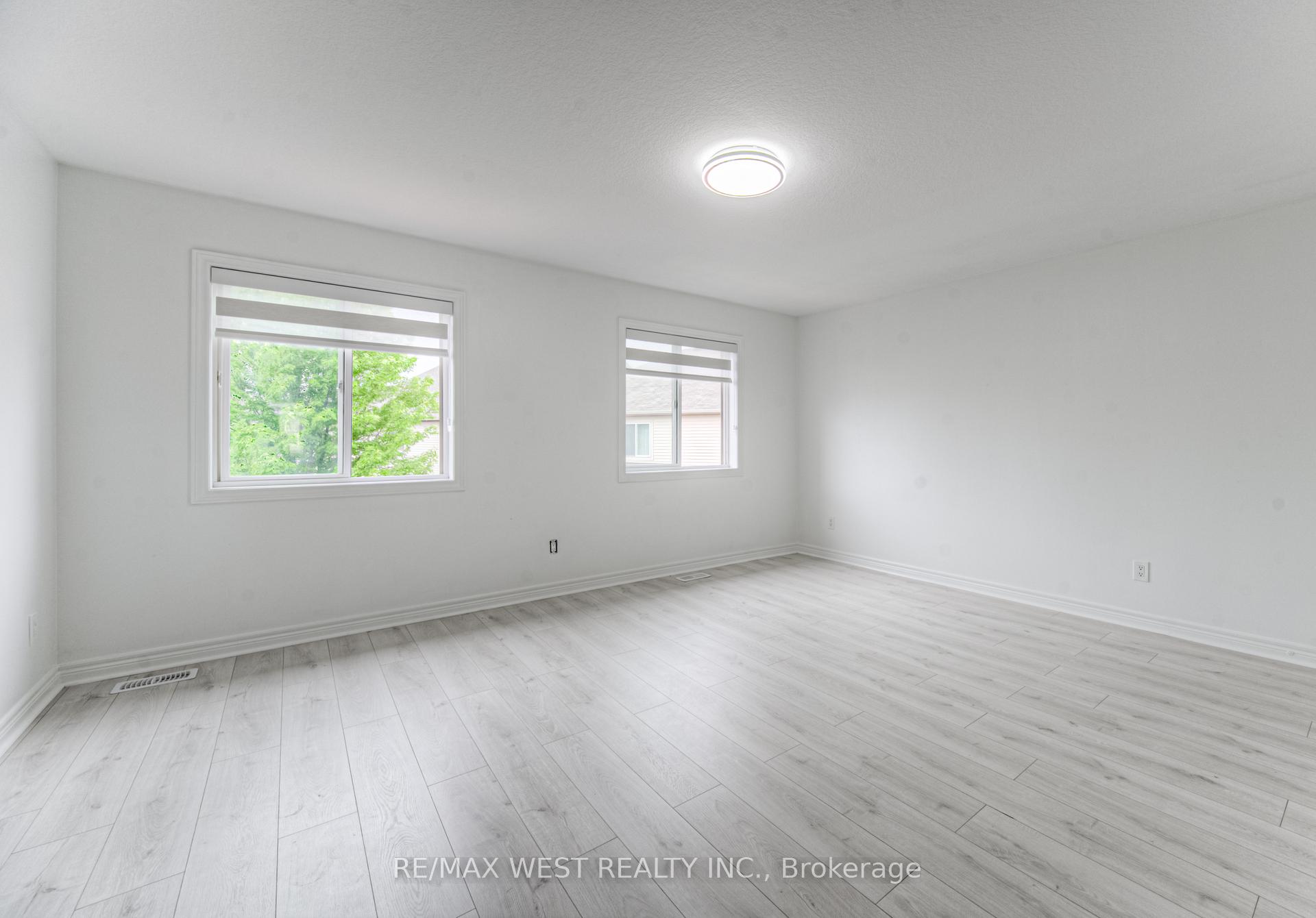 Photo 26 of 57 Creek Ridge Street, Kitchener, Doon South — HOMEH