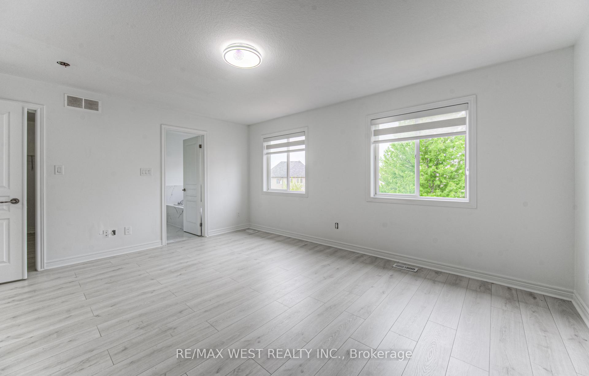 Photo 27 of 57 Creek Ridge Street, Kitchener, Doon South — HOMEH