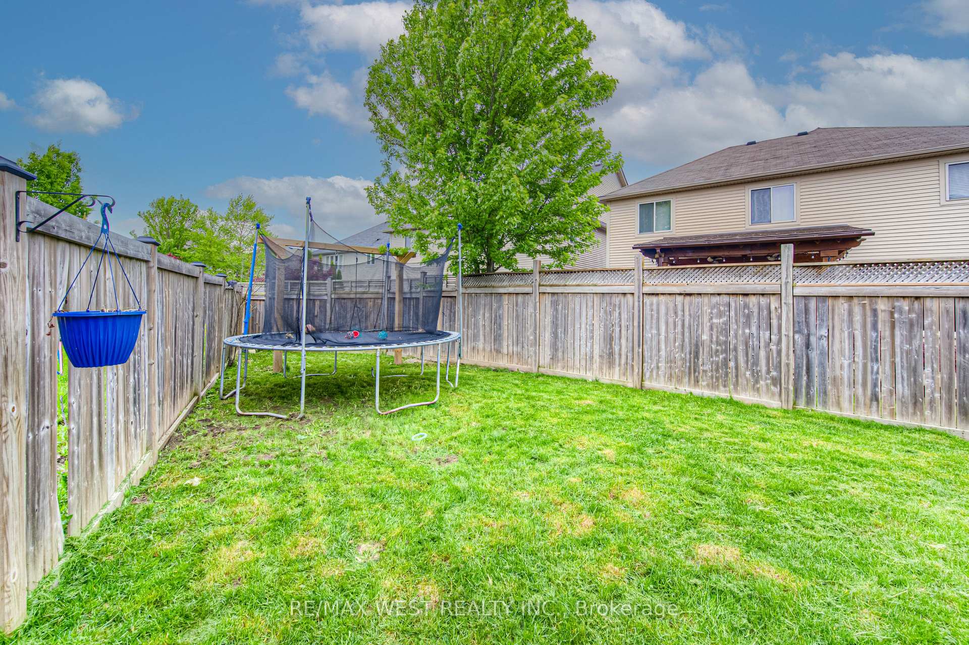 Photo 49 of 57 Creek Ridge Street, Kitchener, Doon South — HOMEH