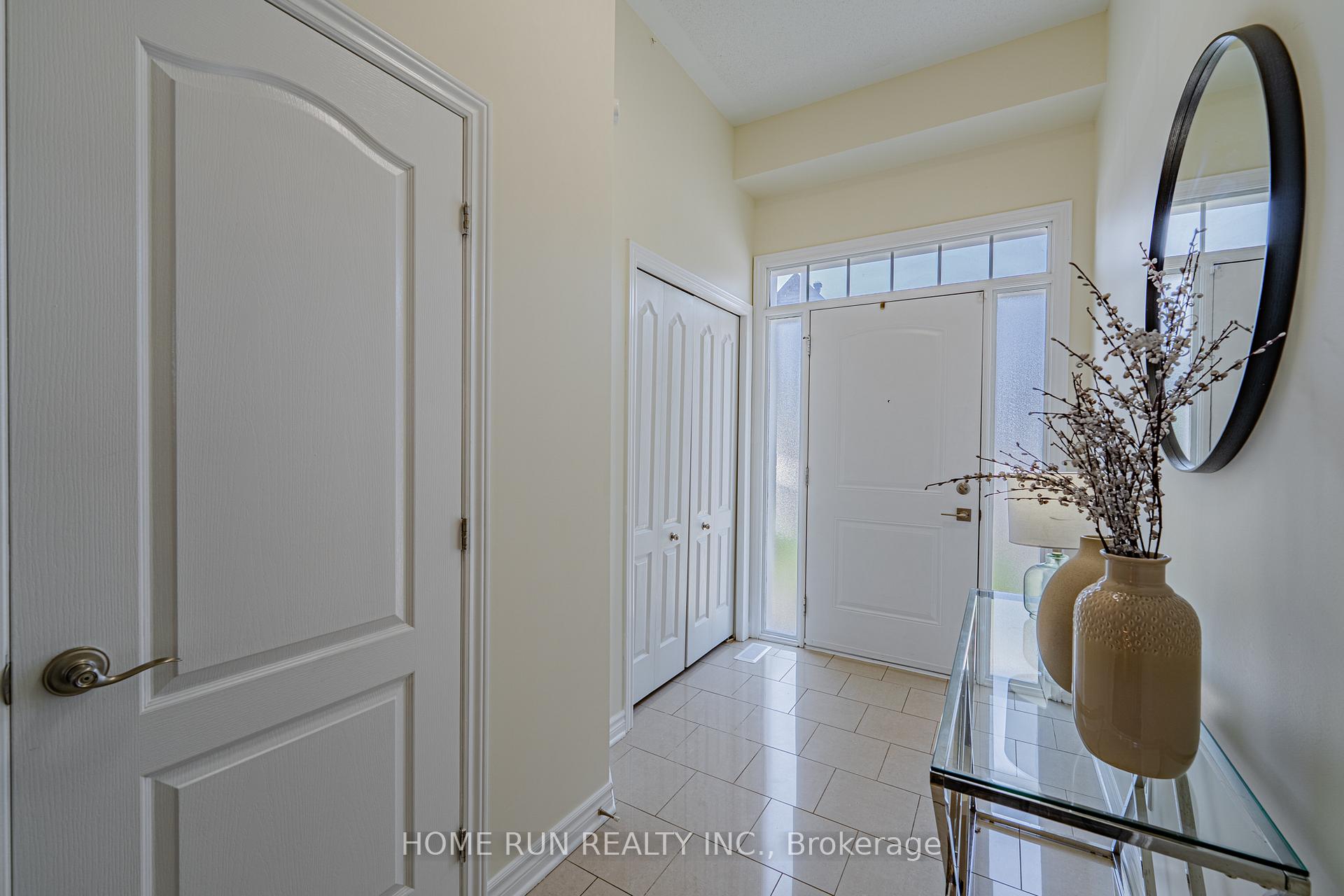 Photo 3 of 1576 Carronbridge Circle, Ottawa, Kanata - Emerald Meadows/Trailwest — HOMEH