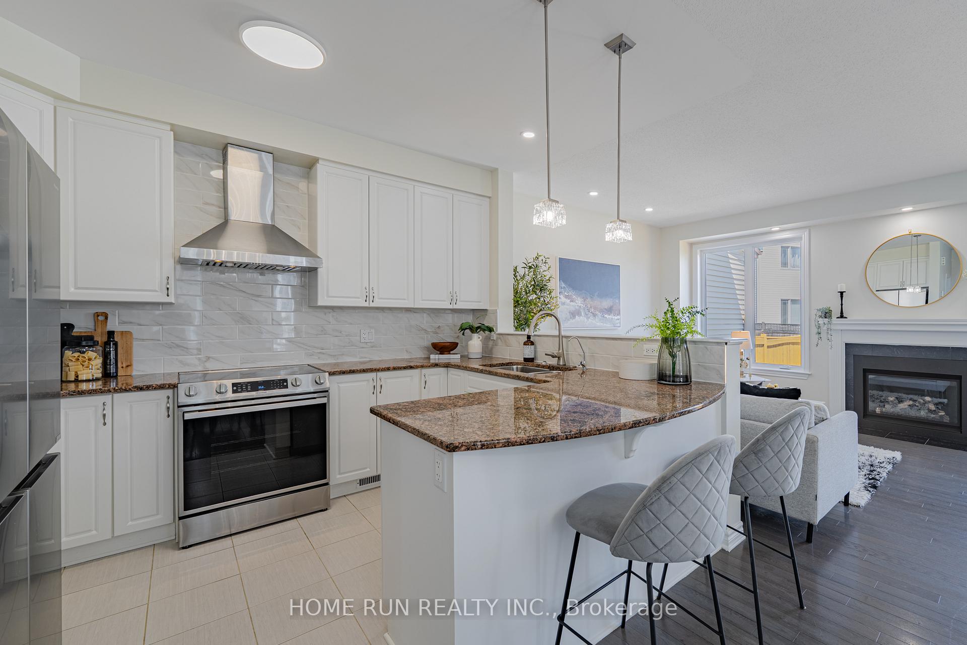 Photo 10 of 1576 Carronbridge Circle, Ottawa, Kanata - Emerald Meadows/Trailwest — HOMEH