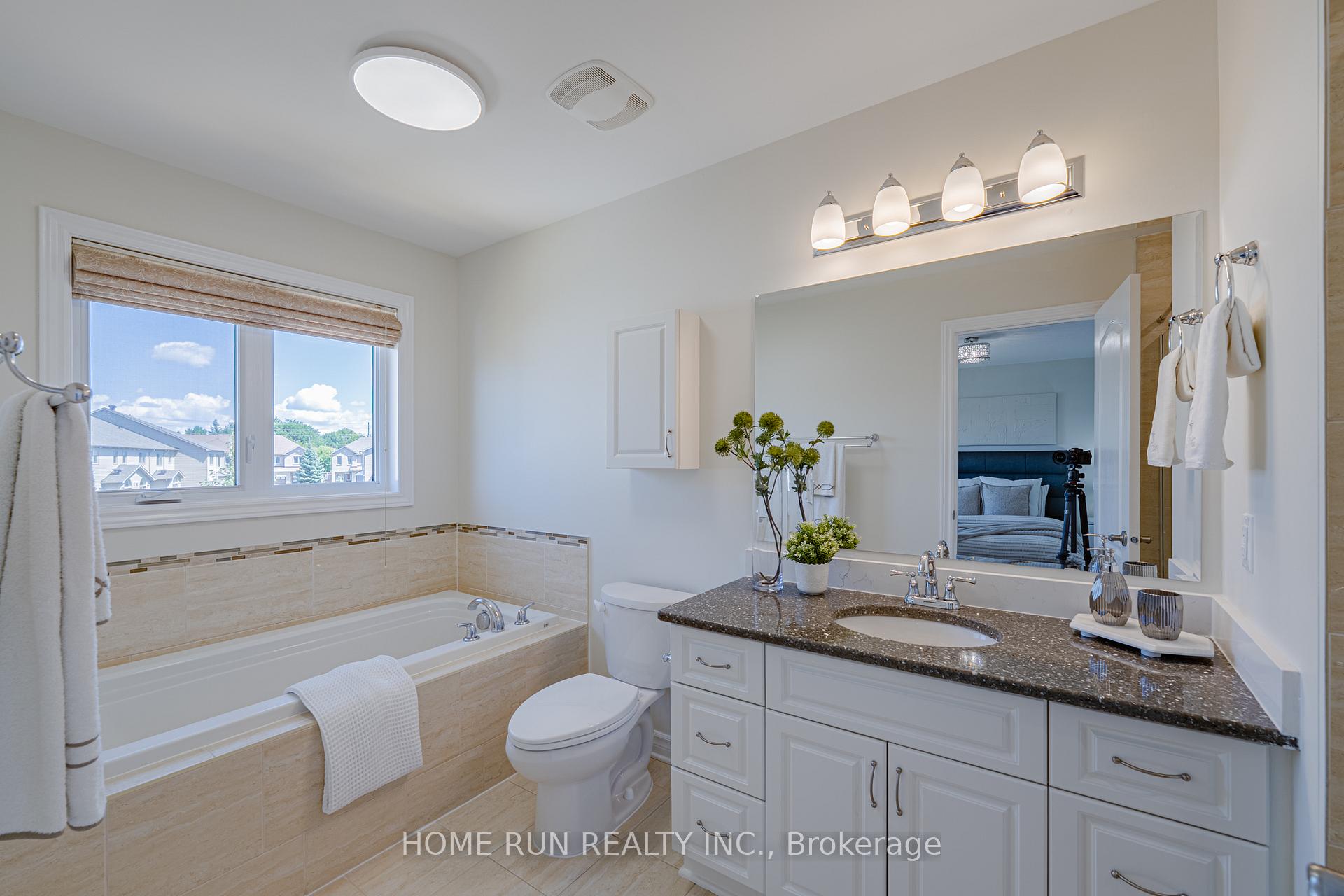 Photo 40 of 1576 Carronbridge Circle, Ottawa, Kanata - Emerald Meadows/Trailwest — HOMEH