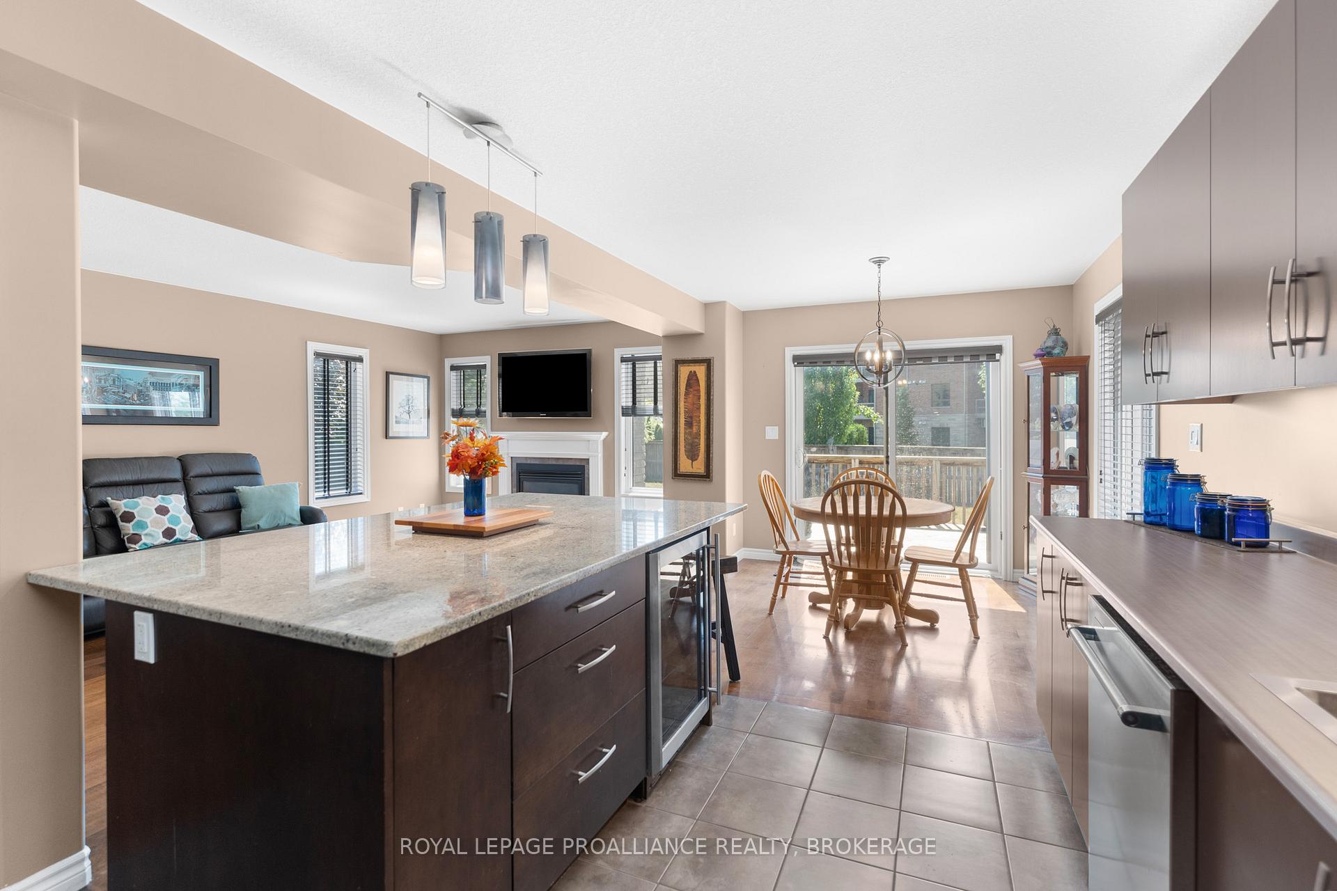 Photo 12 of 497 Sydney Street, Kingston, City Northwest — HOMEH