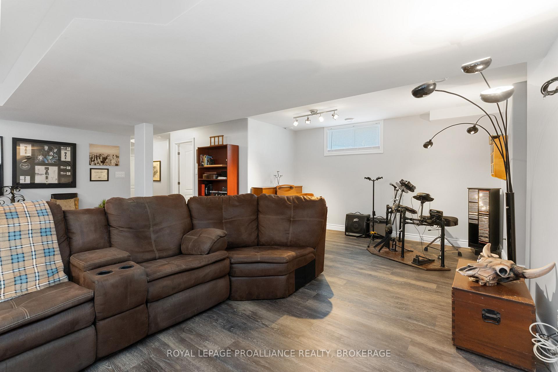 Photo 32 of 497 Sydney Street, Kingston, City Northwest — HOMEH