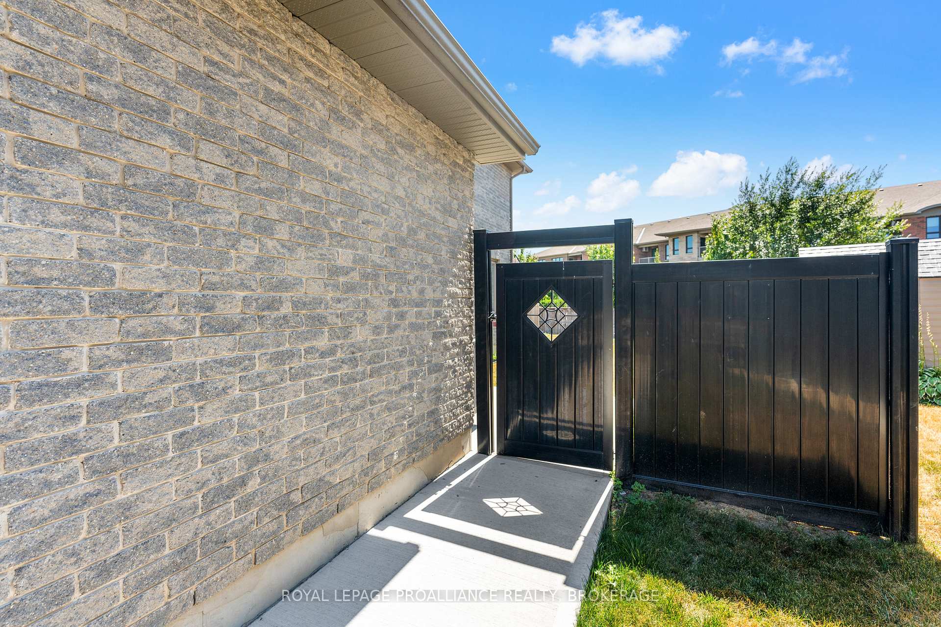 Photo 37 of 497 Sydney Street, Kingston, City Northwest — HOMEH