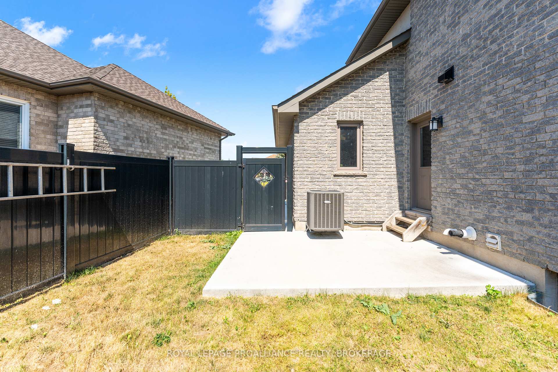 Photo 42 of 497 Sydney Street, Kingston, City Northwest — HOMEH