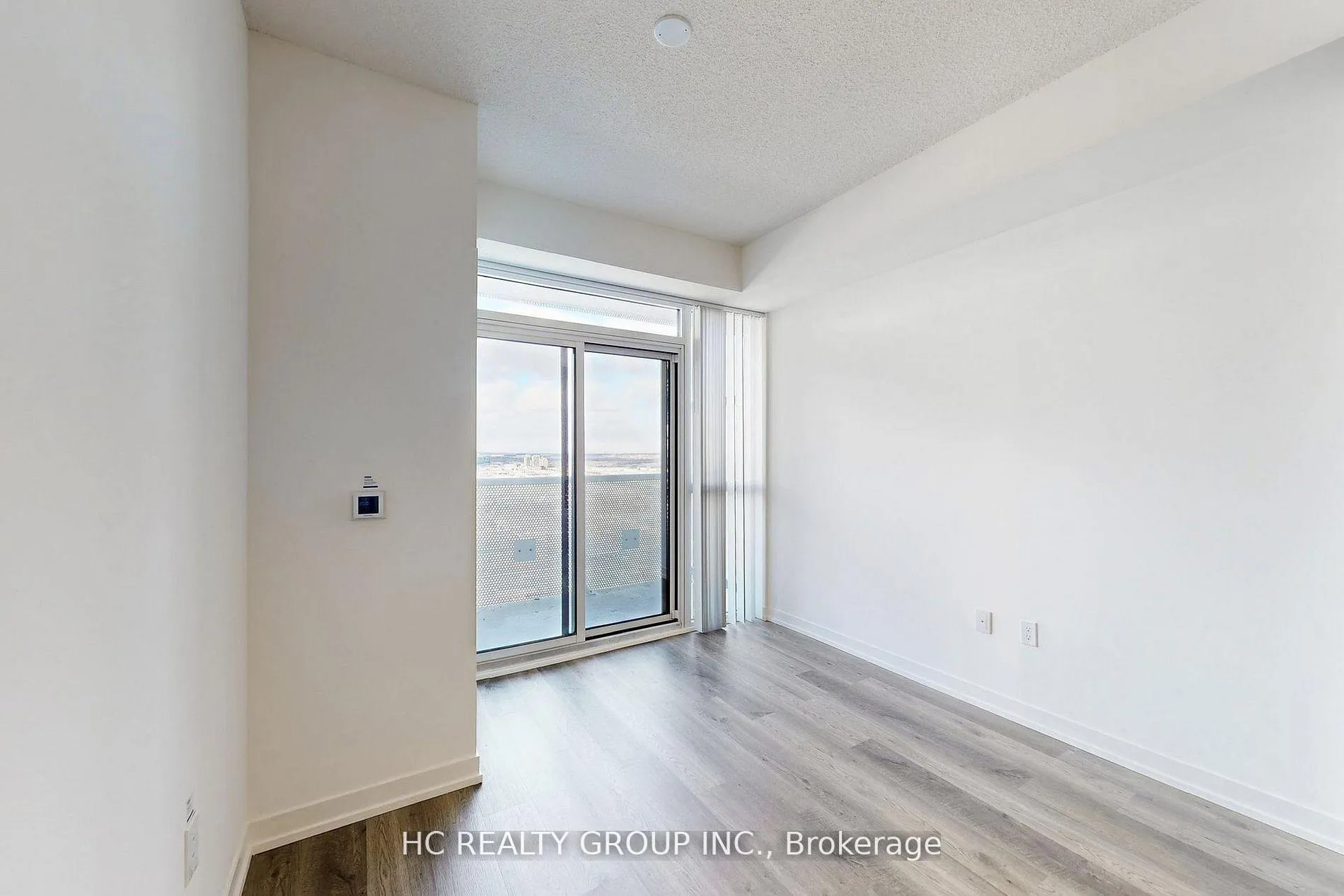 Photo 9 of Unit 4803, 8 Interchange Way, Vaughan, Vaughan Corporate Centre — HOMEH