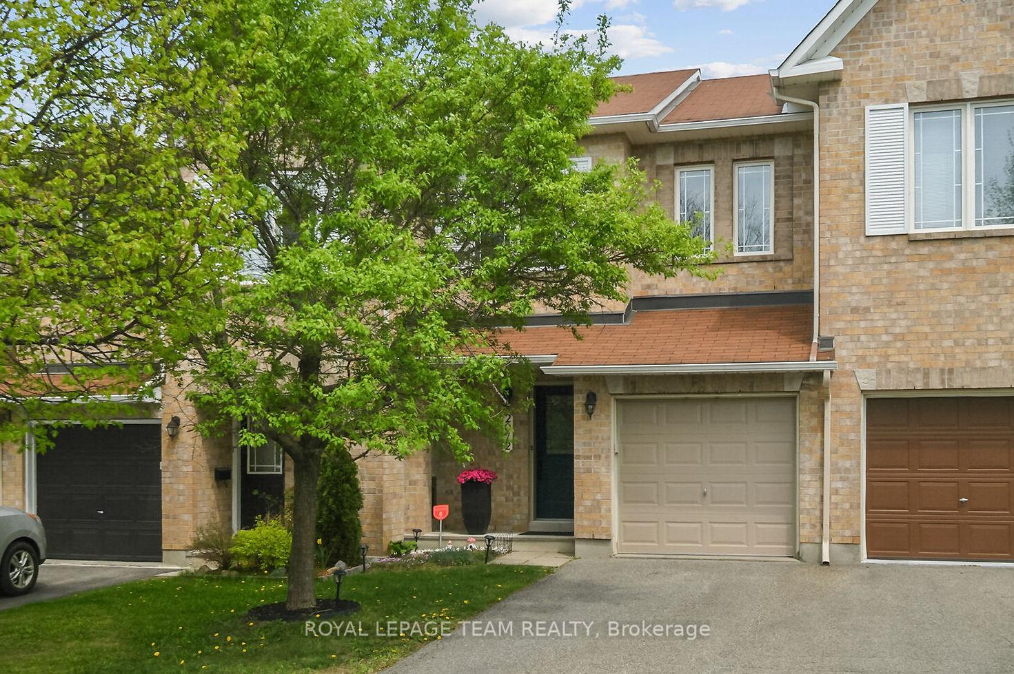 Photo 1 of 2072 Dunollie Crescent, Ottawa, Kanata - Morgan's Grant/South March — HOMEH