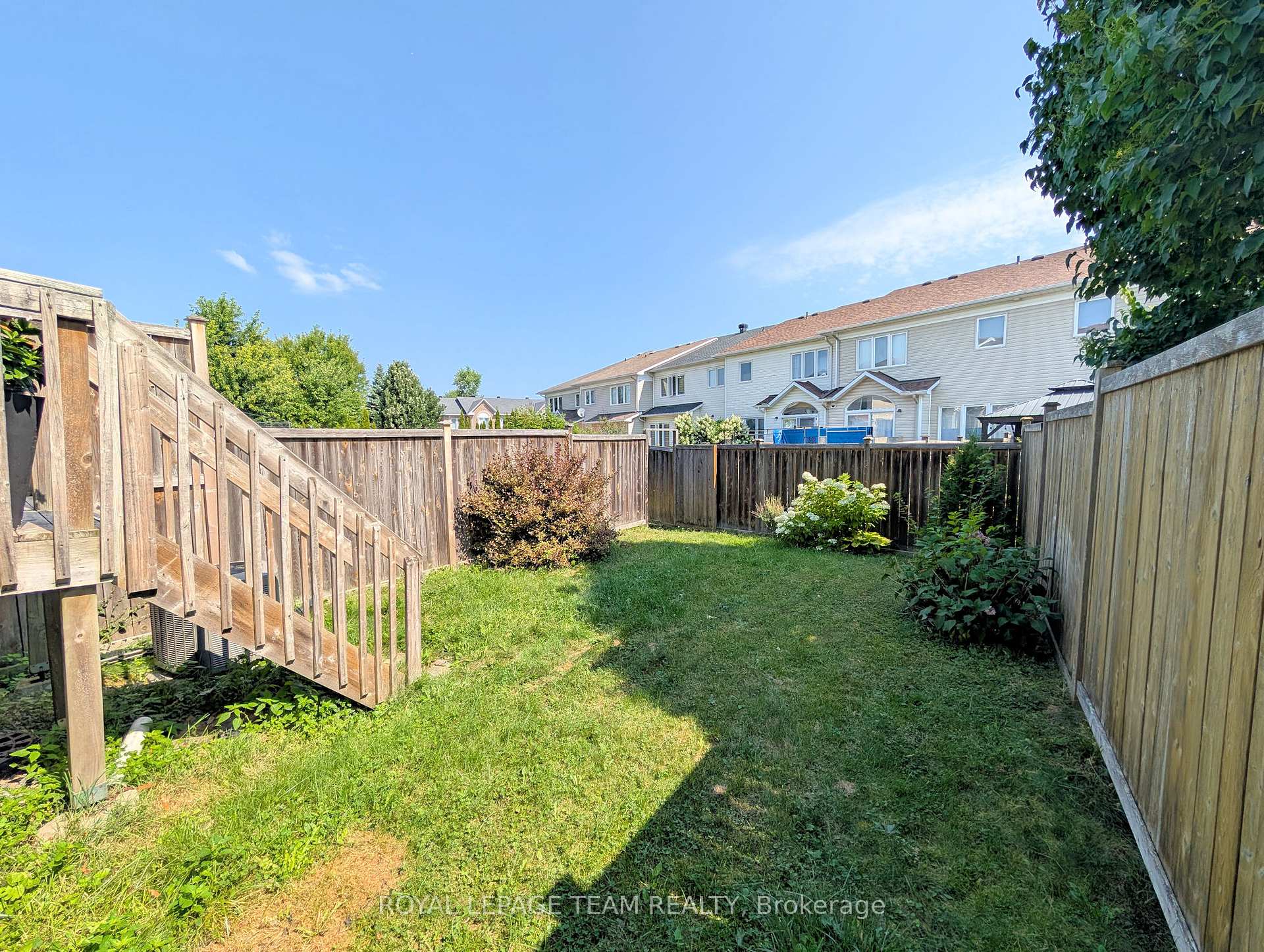 Photo 41 of 2072 Dunollie Crescent, Ottawa, Kanata - Morgan's Grant/South March — HOMEH