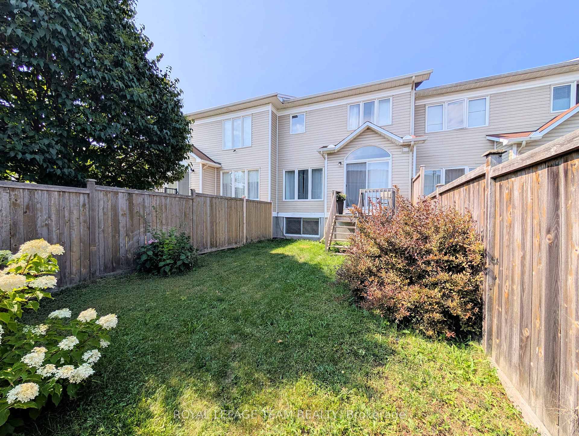 Photo 42 of 2072 Dunollie Crescent, Ottawa, Kanata - Morgan's Grant/South March — HOMEH