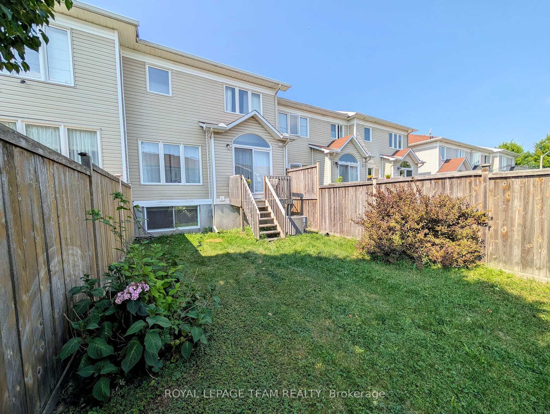 Photo 43 of 2072 Dunollie Crescent, Ottawa, Kanata - Morgan's Grant/South March — HOMEH