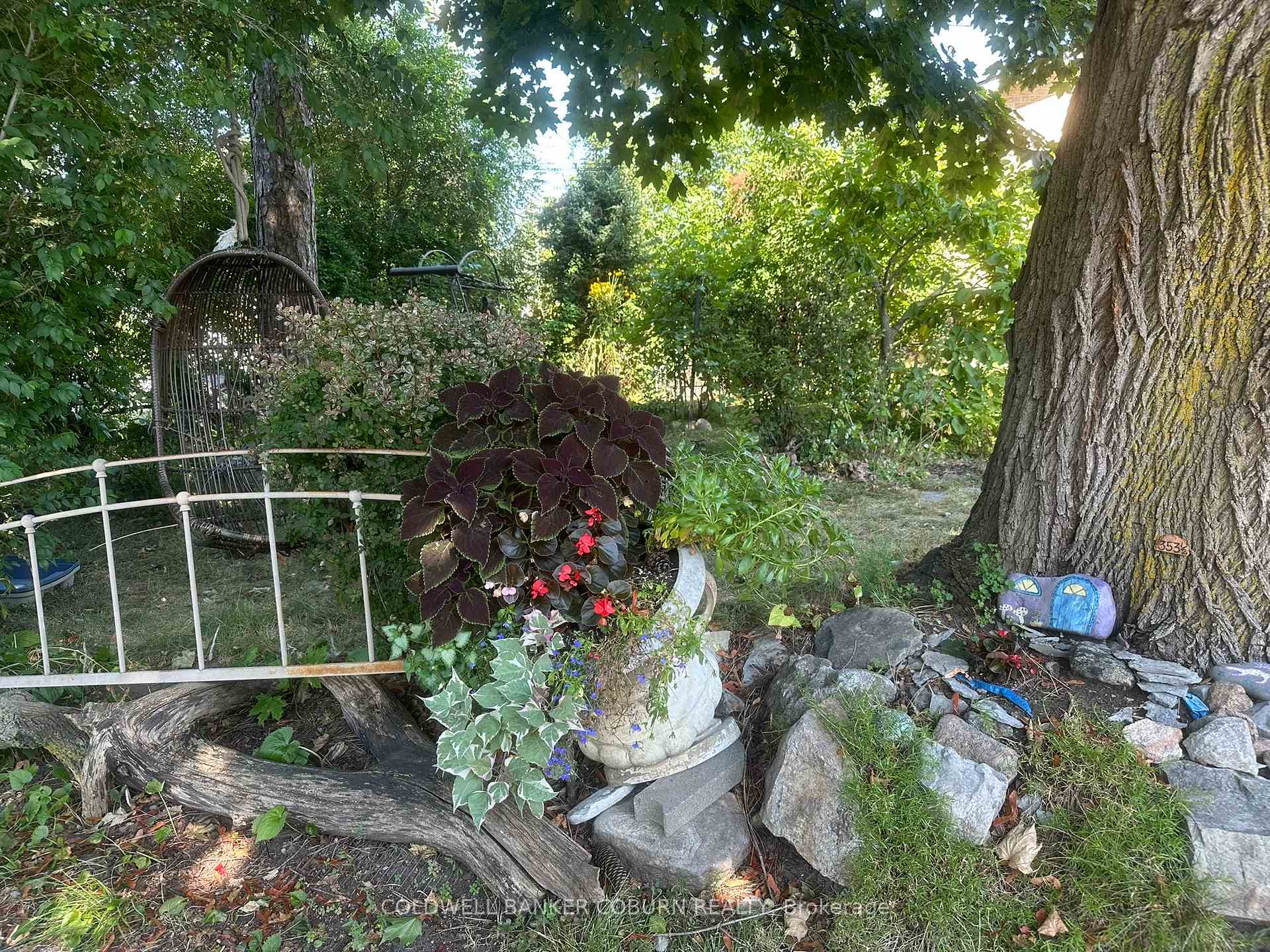 Photo 18 of 354 Weller Avenue, Kingston, Rideau — HOMEH