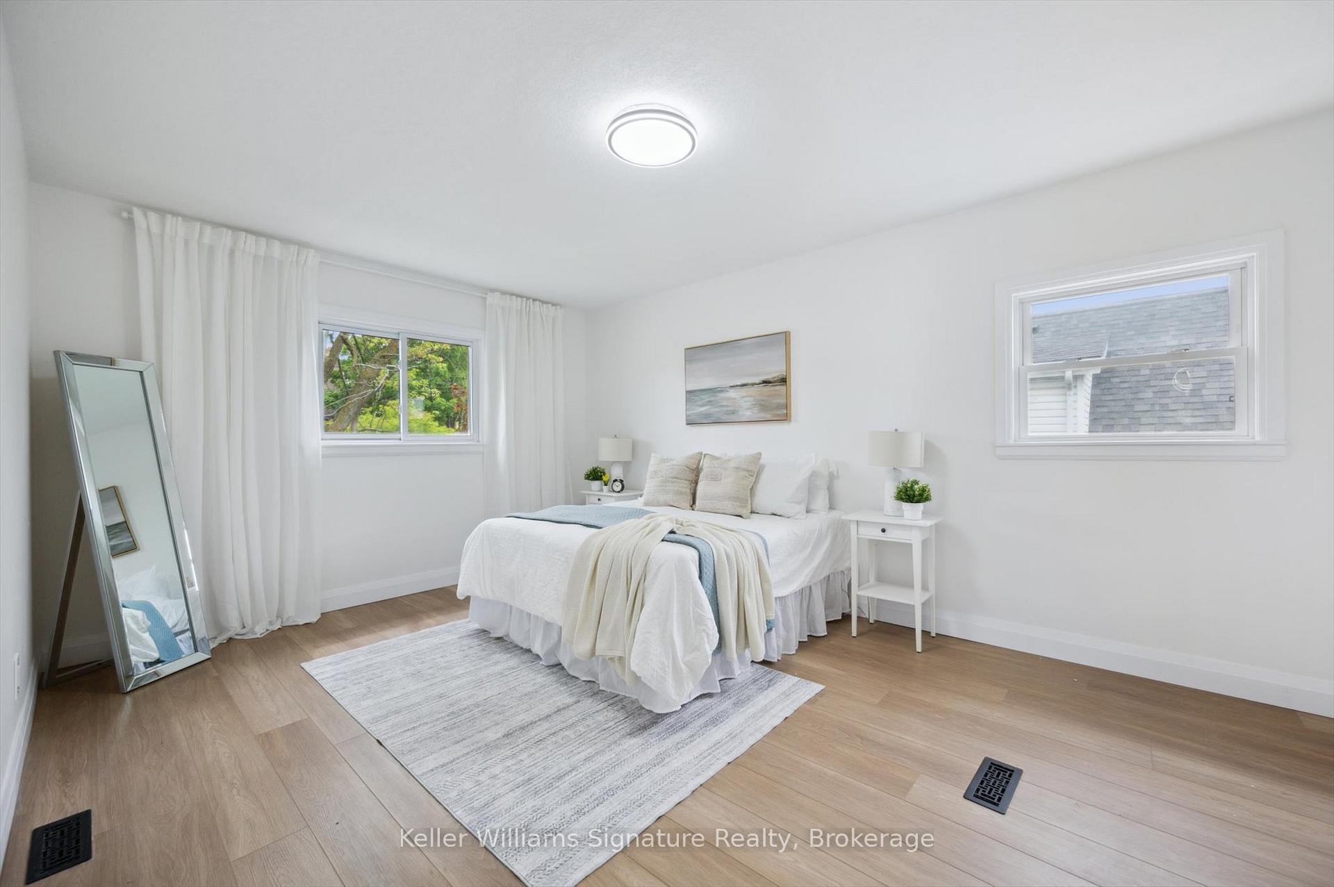 Photo 23 of 4 Kennedy Avenue, Kitchener — HOMEH