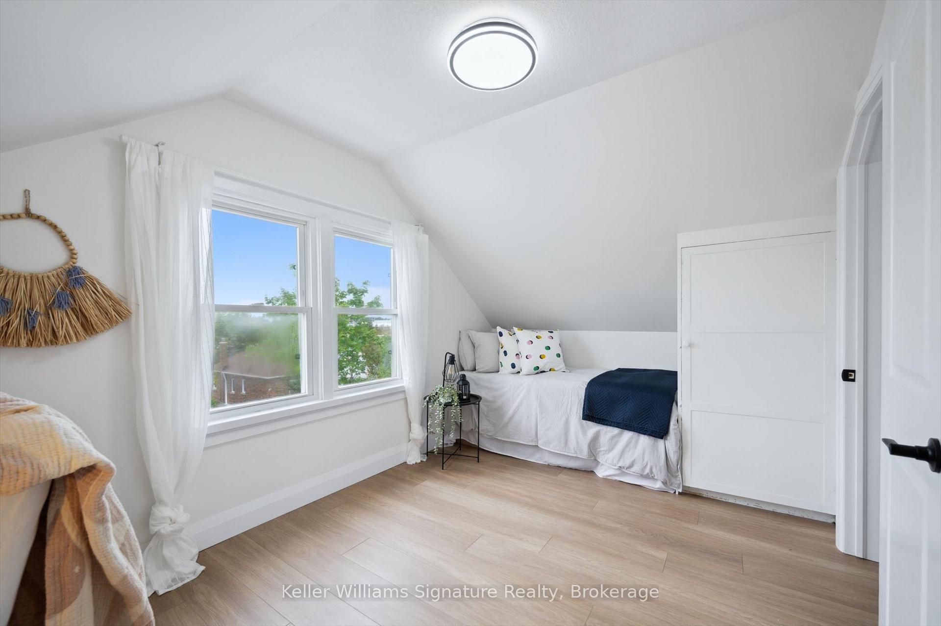 Photo 27 of 4 Kennedy Avenue, Kitchener — HOMEH