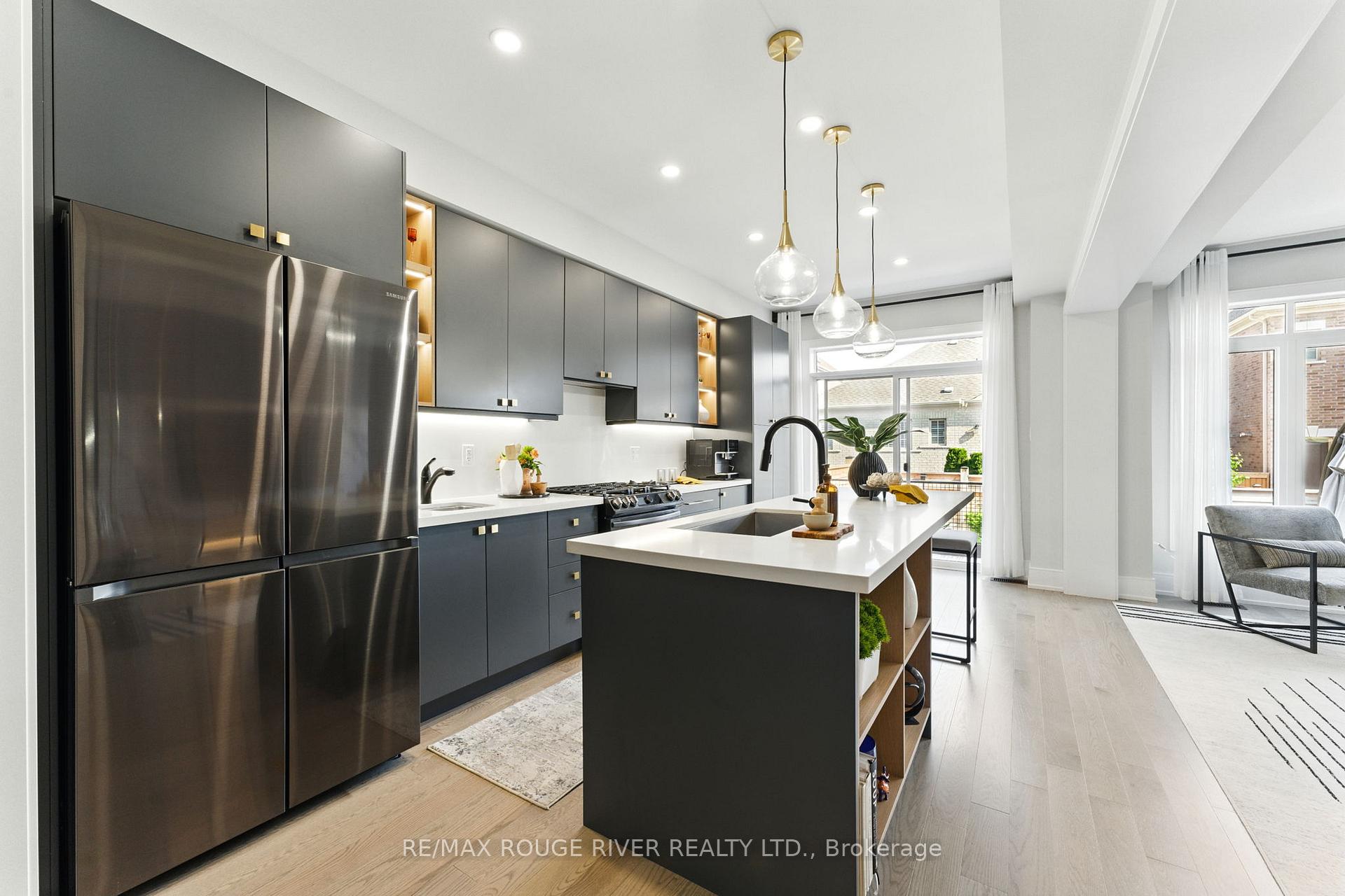 Photo 6 of 7 Caviglia Lane, Markham, Box Grove — HOMEH