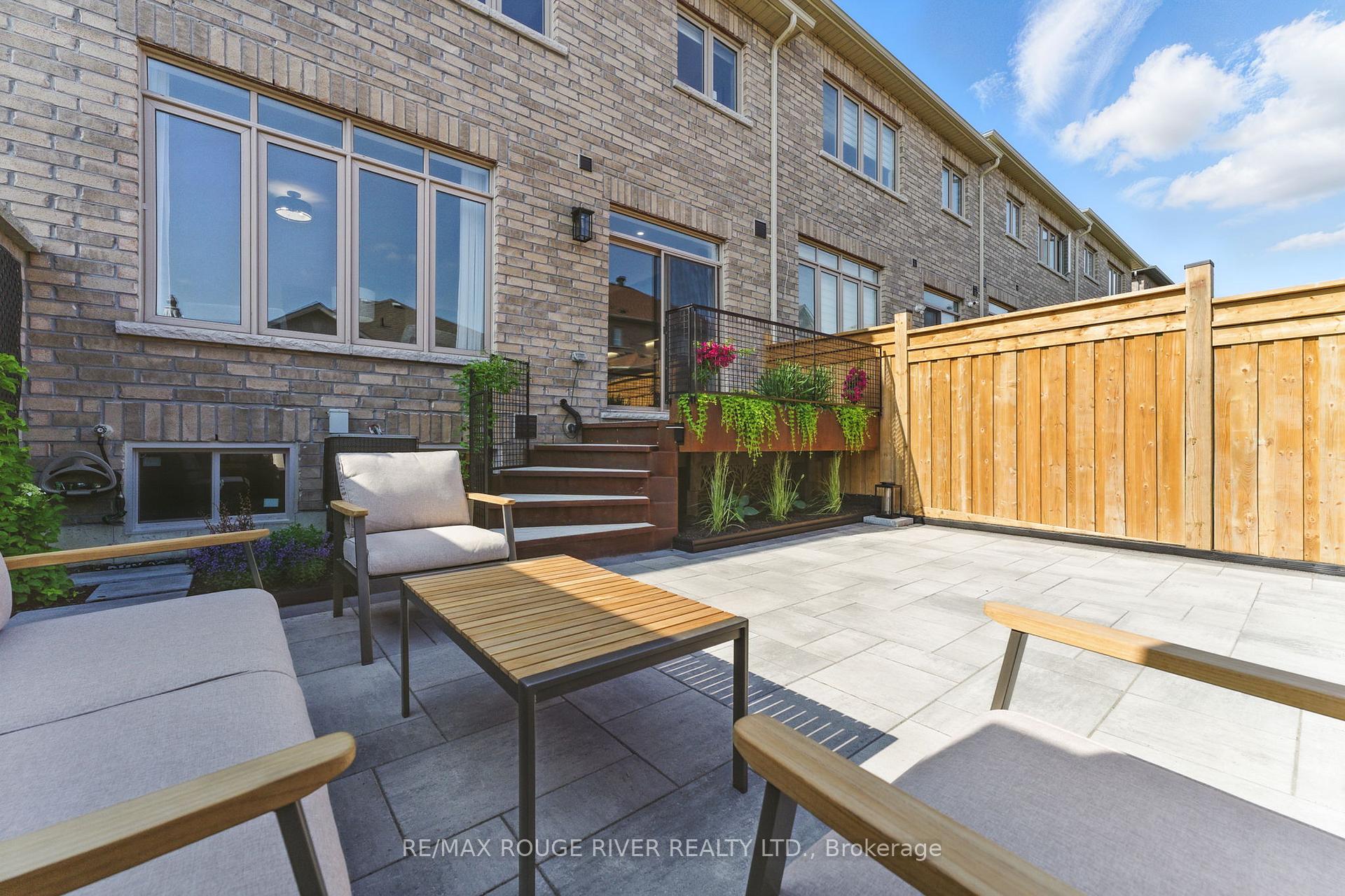 Photo 33 of 7 Caviglia Lane, Markham, Box Grove — HOMEH