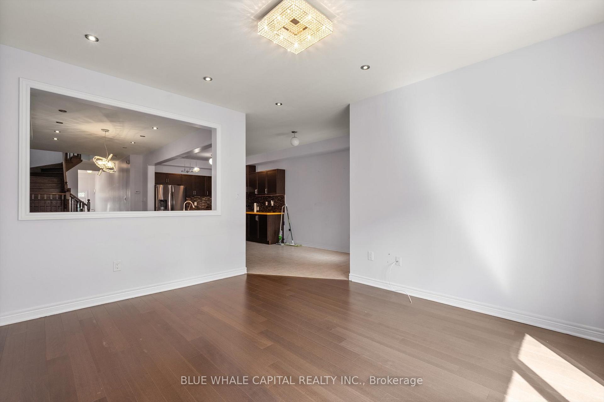 Photo 13 of 19 Black Locust Drive, Markham, Greensborough — HOMEH