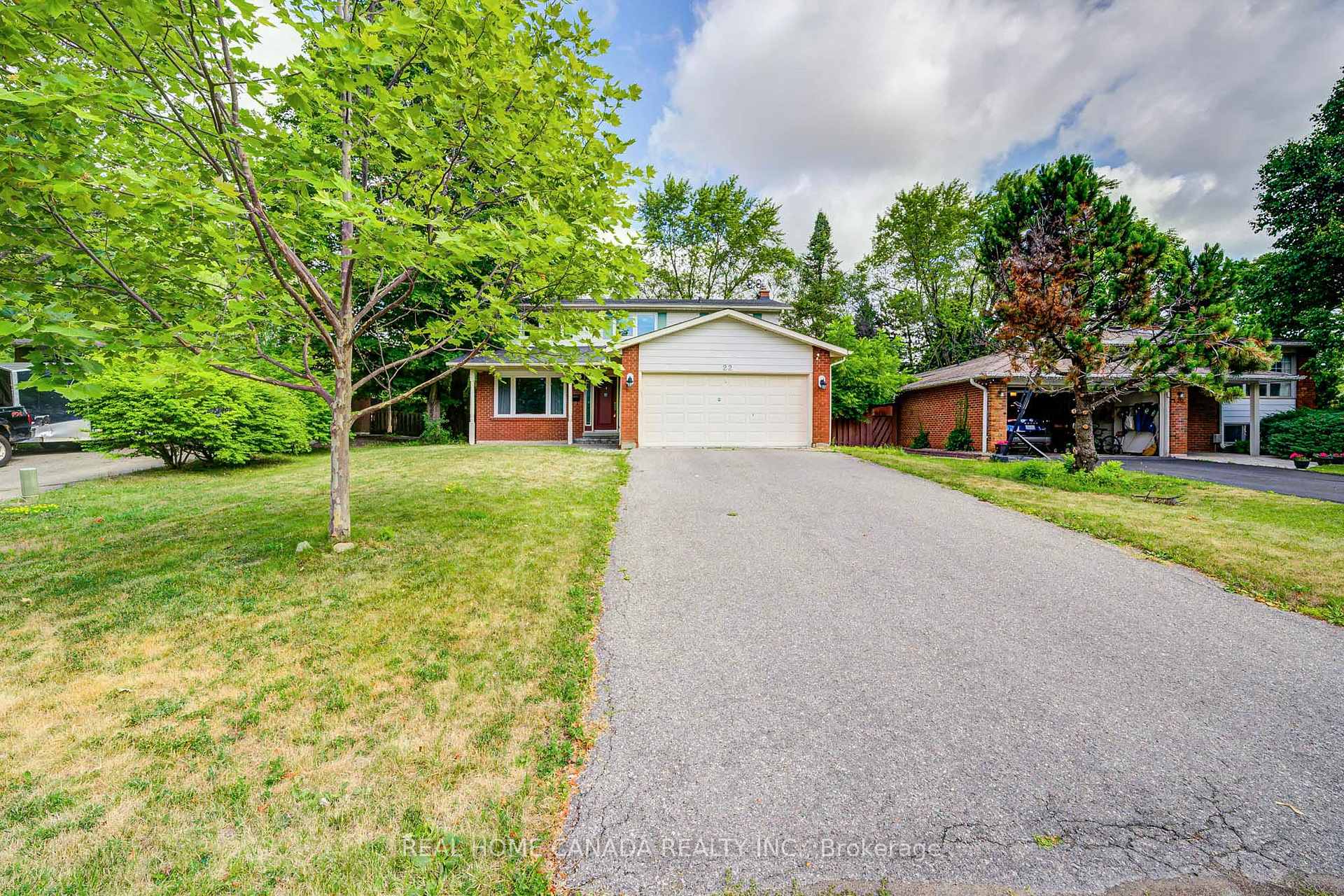 Photo 1 of 22 Chant Crescent, Markham, Unionville — HOMEH