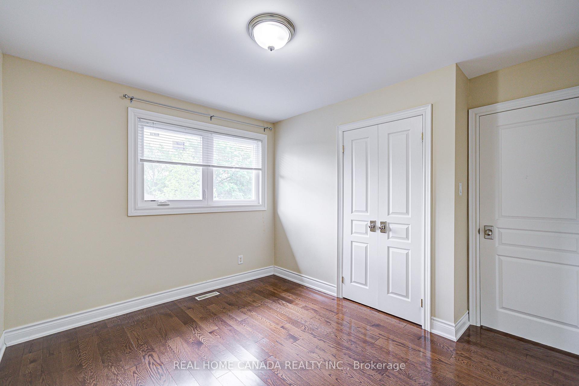 Photo 38 of 22 Chant Crescent, Markham, Unionville — HOMEH